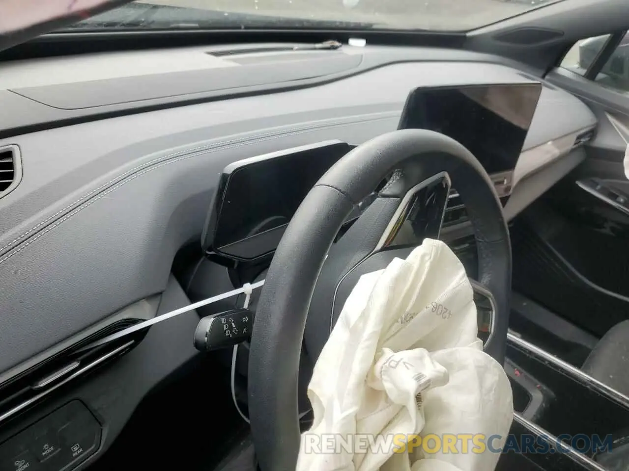 9 Photograph of a damaged car 1V2VMPE81PC052505 VOLKSWAGEN ID.4 PRO S 2023