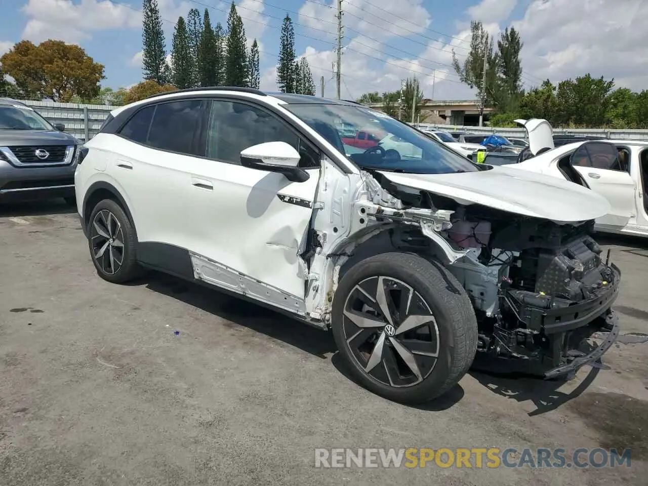 4 Photograph of a damaged car 1V2VMPE88PC050895 VOLKSWAGEN ID.4 PRO S 2023