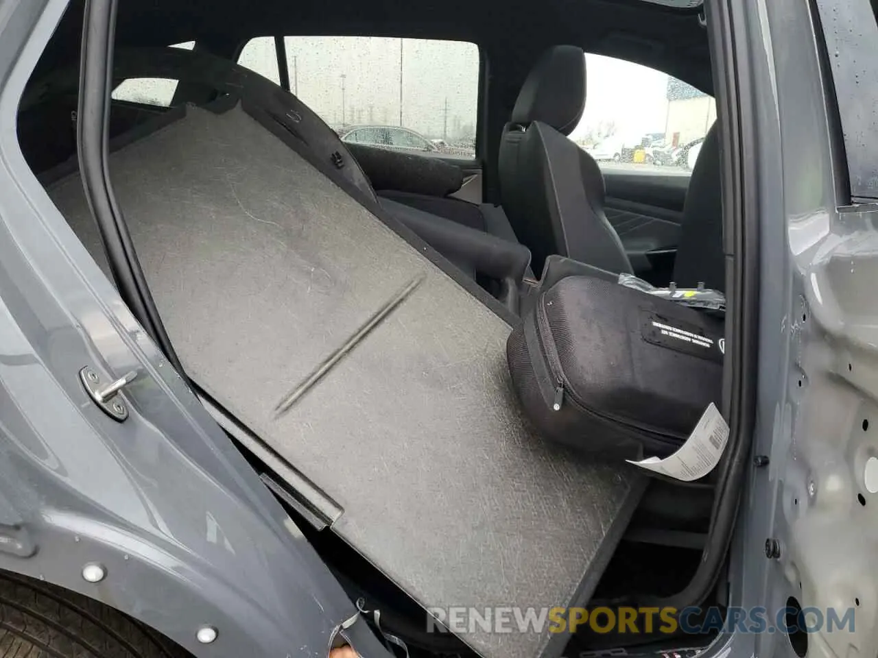 11 Photograph of a damaged car 1V2WNPE83PC037697 VOLKSWAGEN ID.4 PRO S 2023