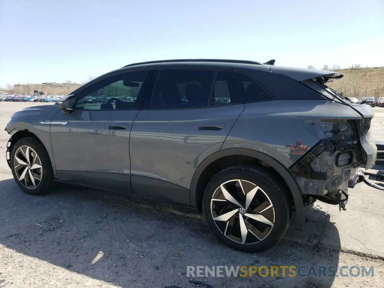 2 Photograph of a damaged car 1V2WSPE81RC002040 VOLKSWAGEN ID.4 PRO S 2024