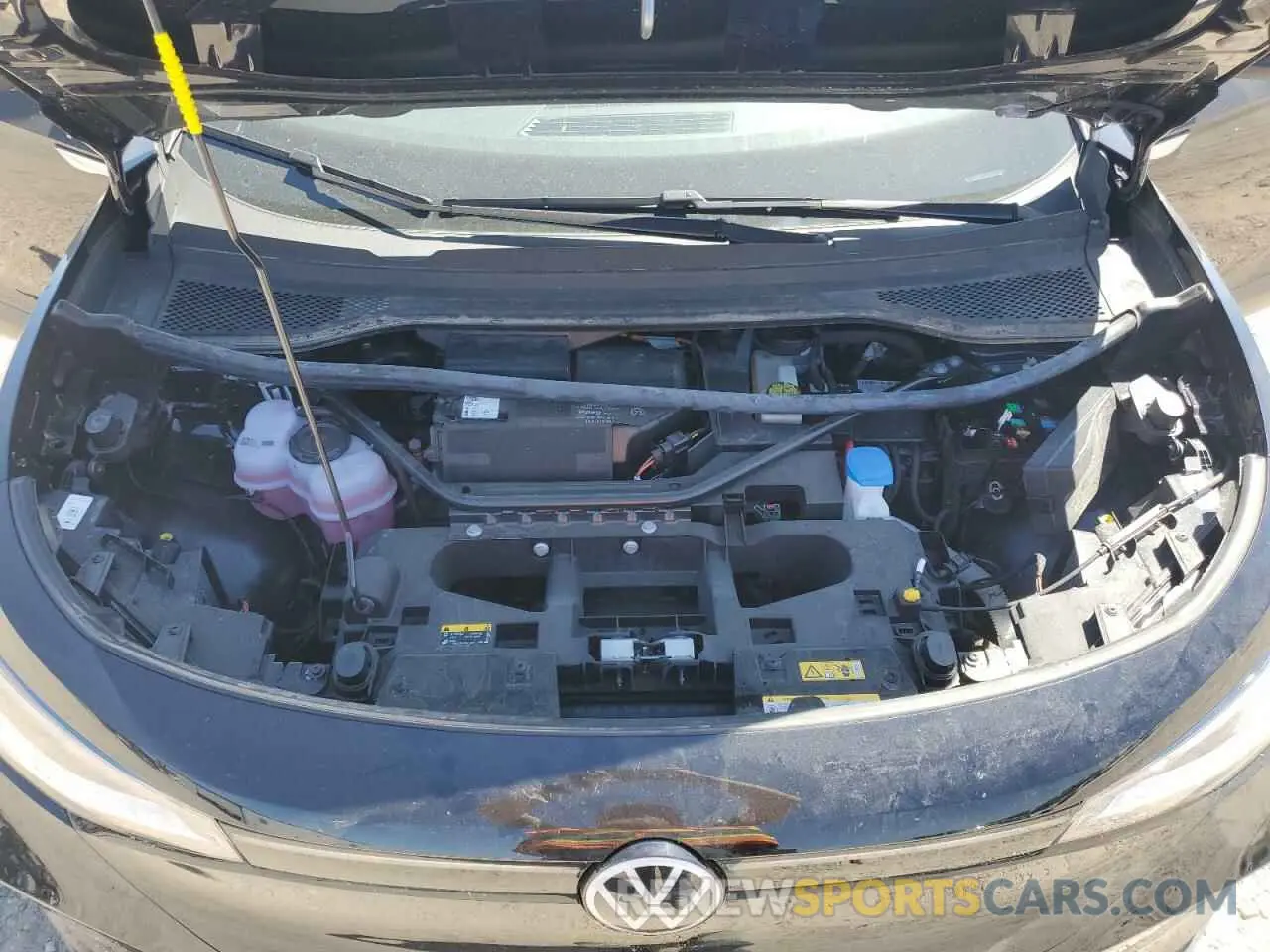 12 Photograph of a damaged car 1V25MPE85RC002158 VOLKSWAGEN ID.4 S 2024