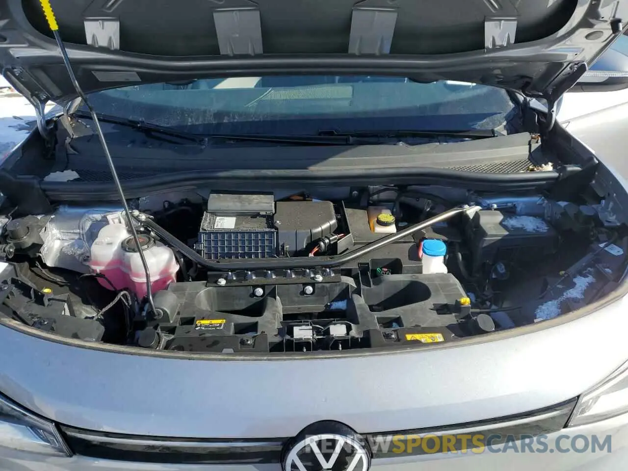 12 Photograph of a damaged car 1V25MPE85RC010132 VOLKSWAGEN ID.4 S 2024