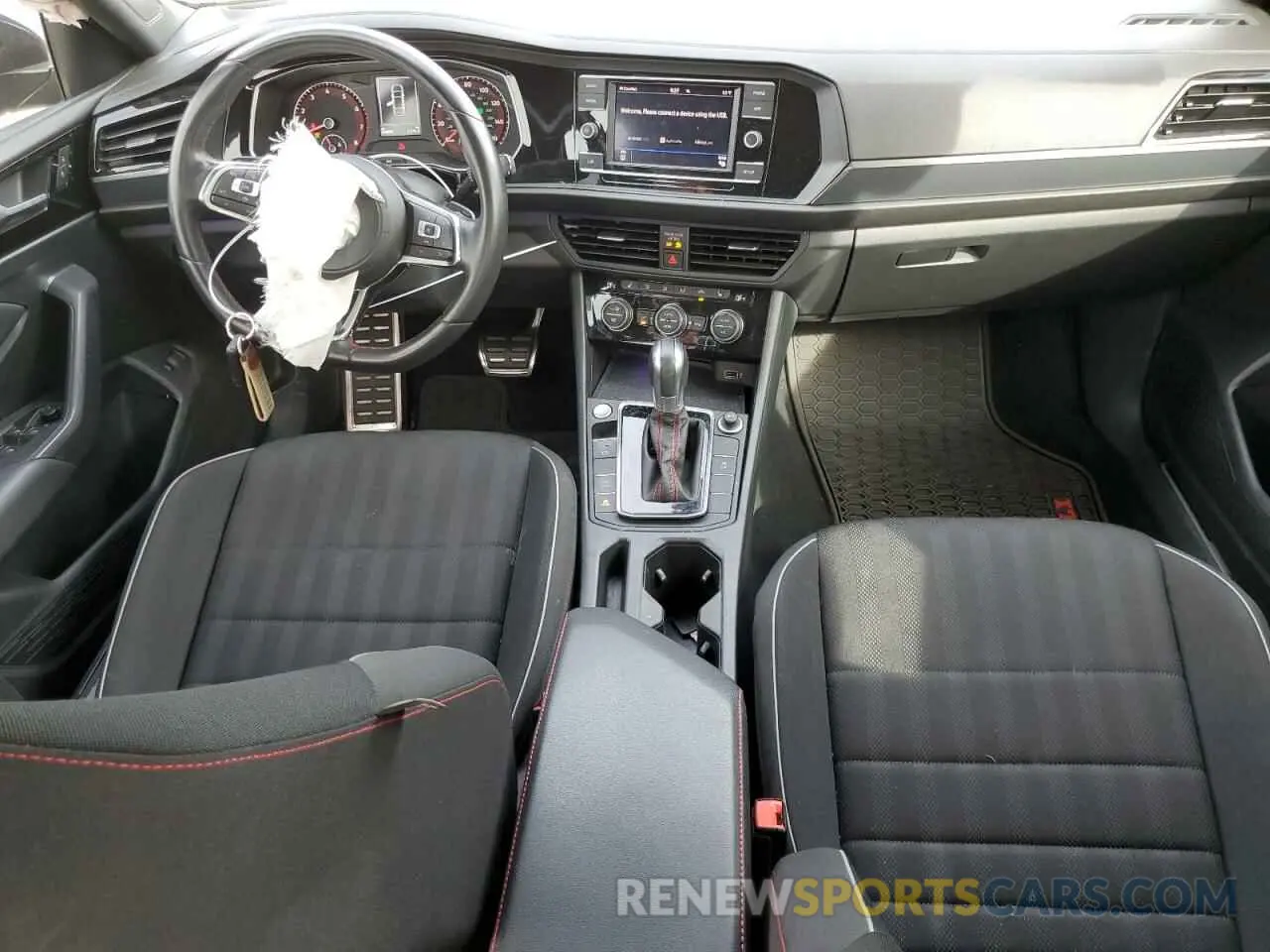 8 Photograph of a damaged car 3VW6T7BU1KM156233 VOLKSWAGEN JETTA 2019
