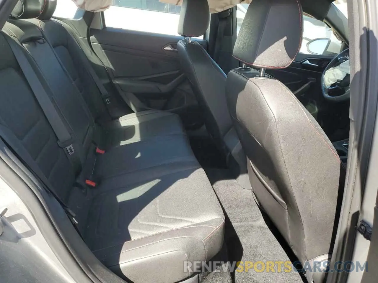 10 Photograph of a damaged car 3VW6T7BU2KM254364 VOLKSWAGEN JETTA 2019