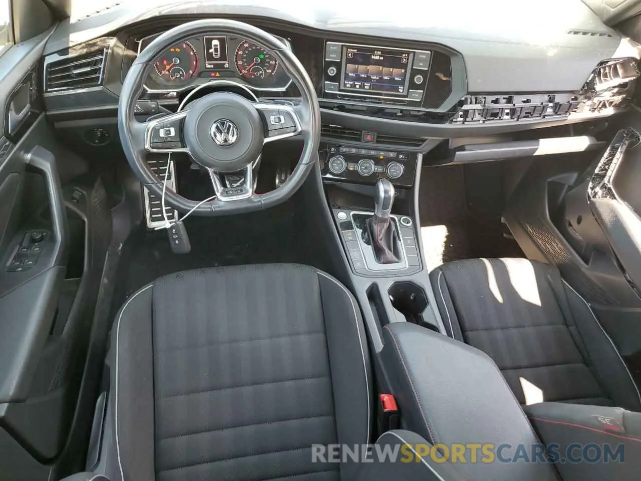 8 Photograph of a damaged car 3VW6T7BUXKM153184 VOLKSWAGEN JETTA 2019