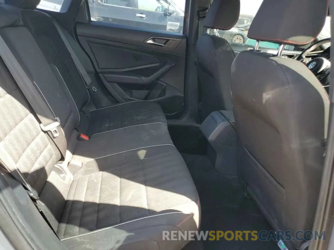 10 Photograph of a damaged car 3VW6T7BUXKM223461 VOLKSWAGEN JETTA 2019