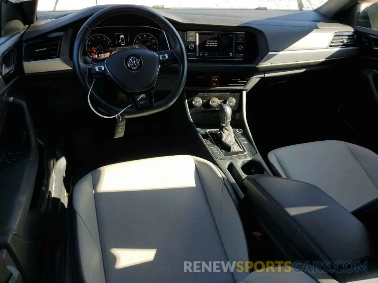 8 Photograph of a damaged car 3VWC57BU0KM076001 VOLKSWAGEN JETTA 2019