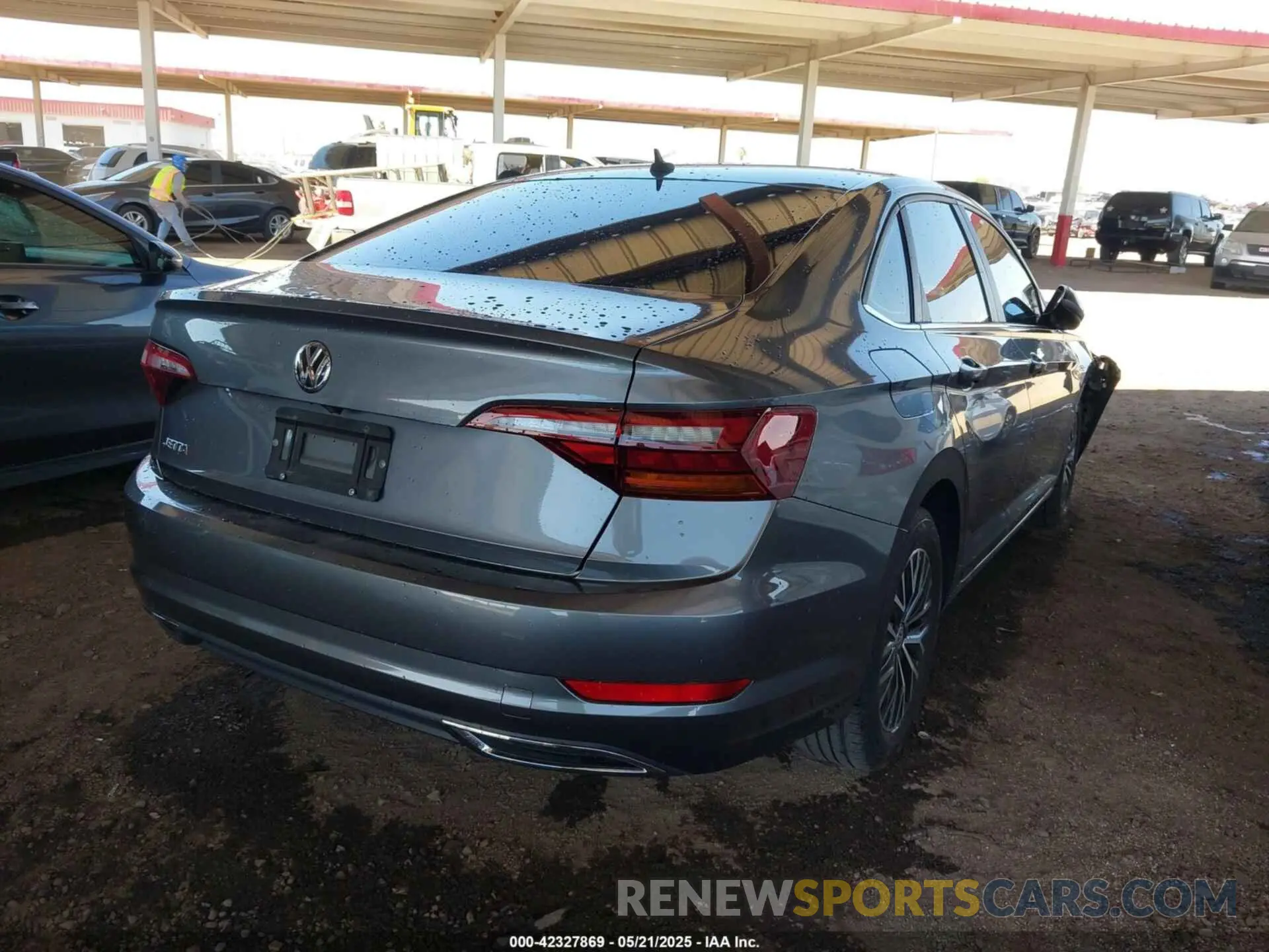 4 Photograph of a damaged car 3VWC57BU0KM102323 VOLKSWAGEN JETTA 2019