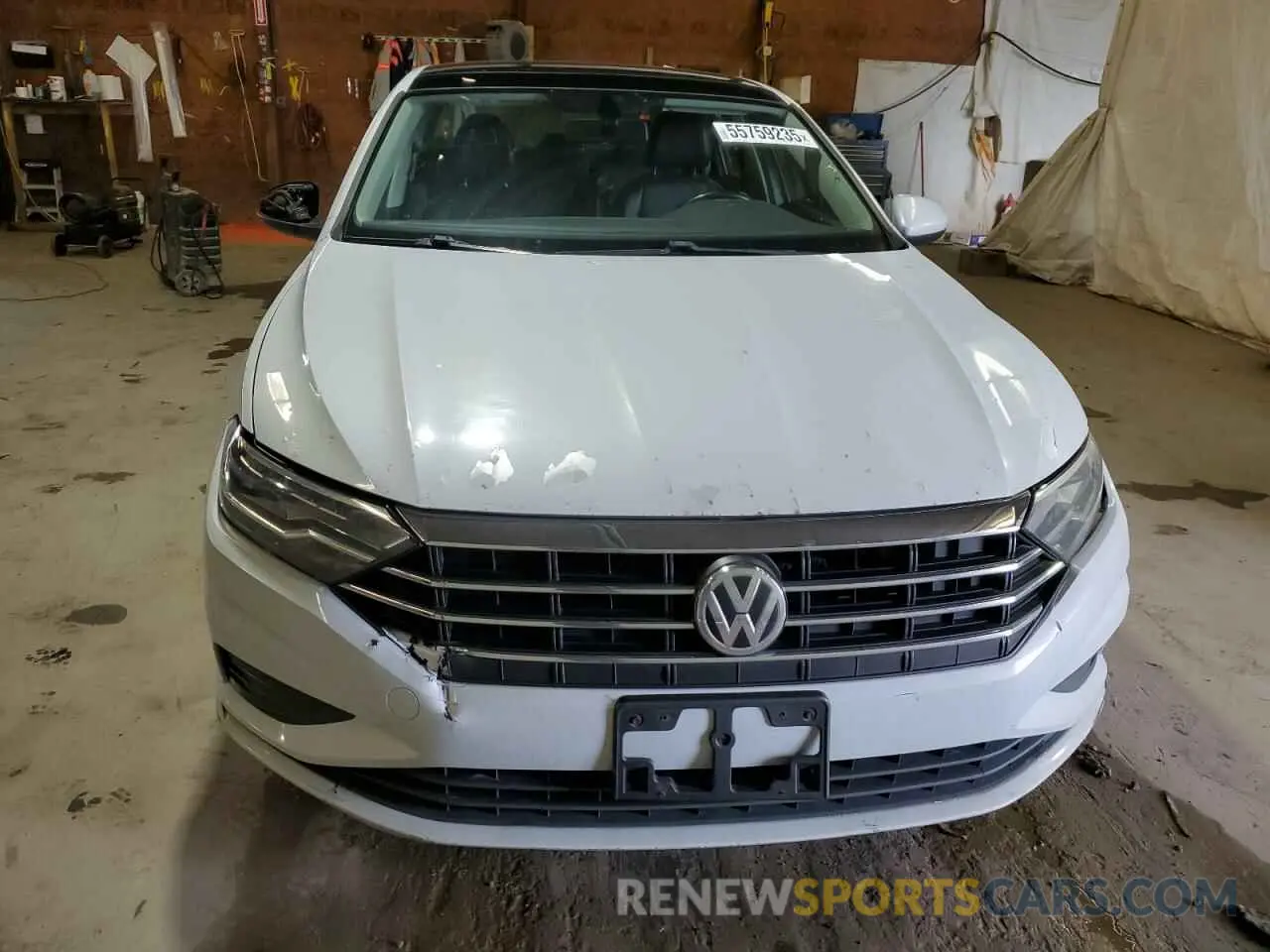 5 Photograph of a damaged car 3VWC57BU0KM138464 VOLKSWAGEN JETTA 2019