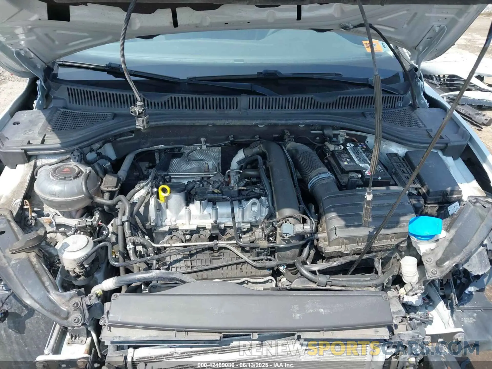 10 Photograph of a damaged car 3VWC57BU0KM139582 VOLKSWAGEN JETTA 2019