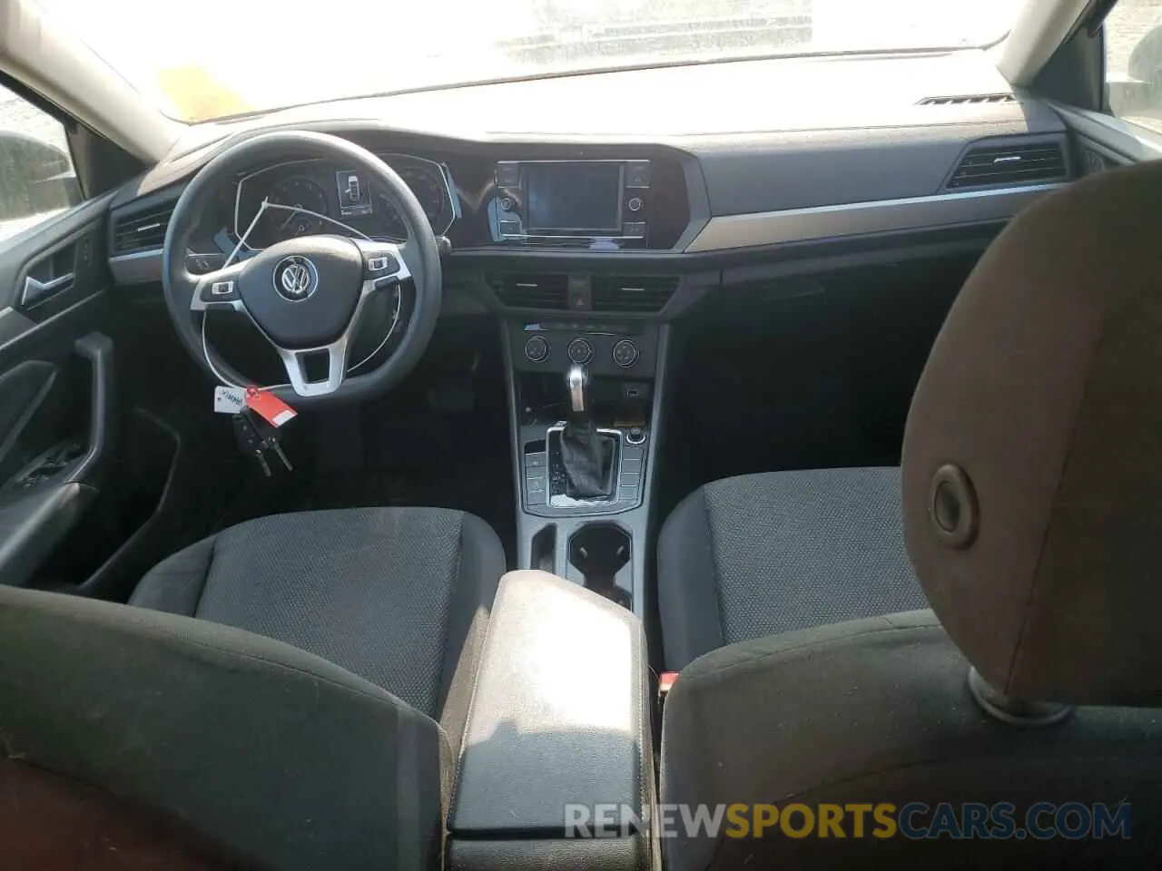 8 Photograph of a damaged car 3VWC57BU0KM162098 VOLKSWAGEN JETTA 2019