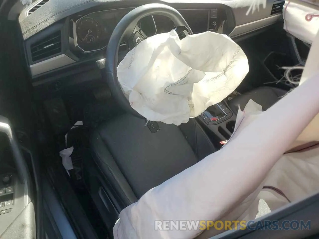 8 Photograph of a damaged car 3VWC57BU0KM172369 VOLKSWAGEN JETTA 2019
