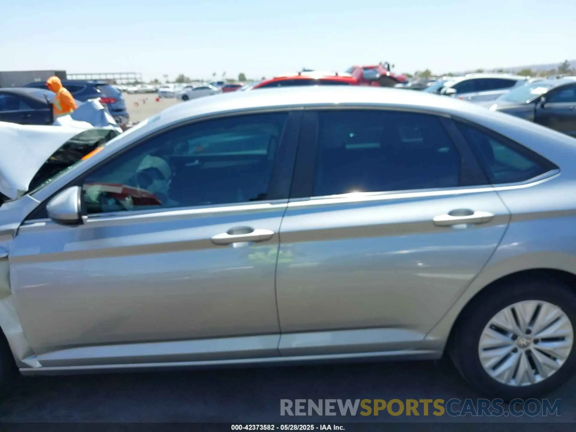 14 Photograph of a damaged car 3VWC57BU0KM208044 VOLKSWAGEN JETTA 2019