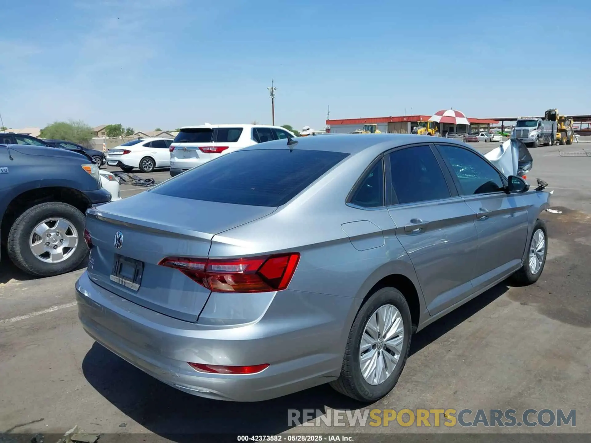 4 Photograph of a damaged car 3VWC57BU0KM208044 VOLKSWAGEN JETTA 2019