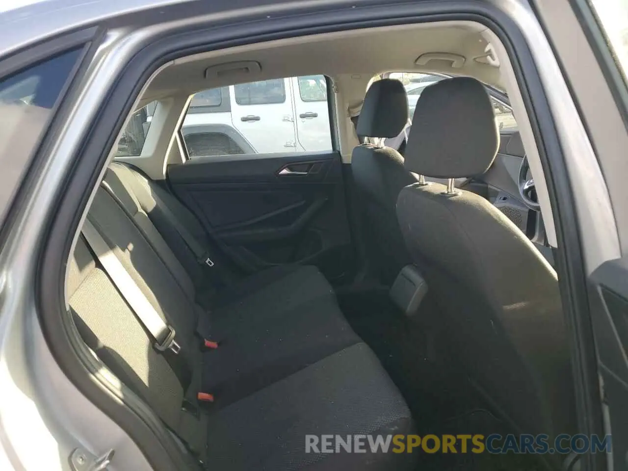 10 Photograph of a damaged car 3VWC57BU0KM221439 VOLKSWAGEN JETTA 2019