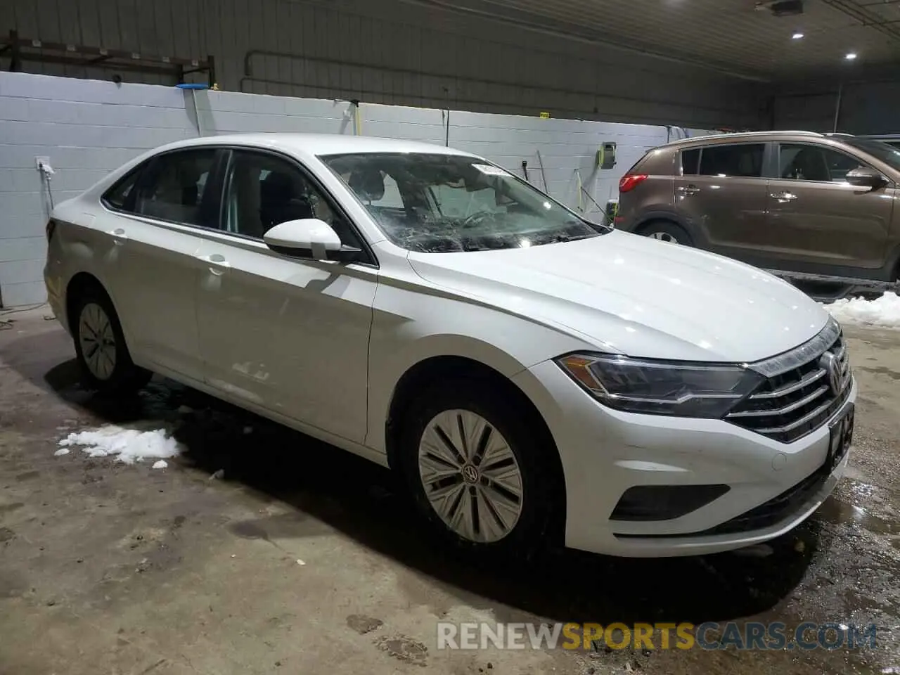 4 Photograph of a damaged car 3VWC57BU0KM273640 VOLKSWAGEN JETTA 2019