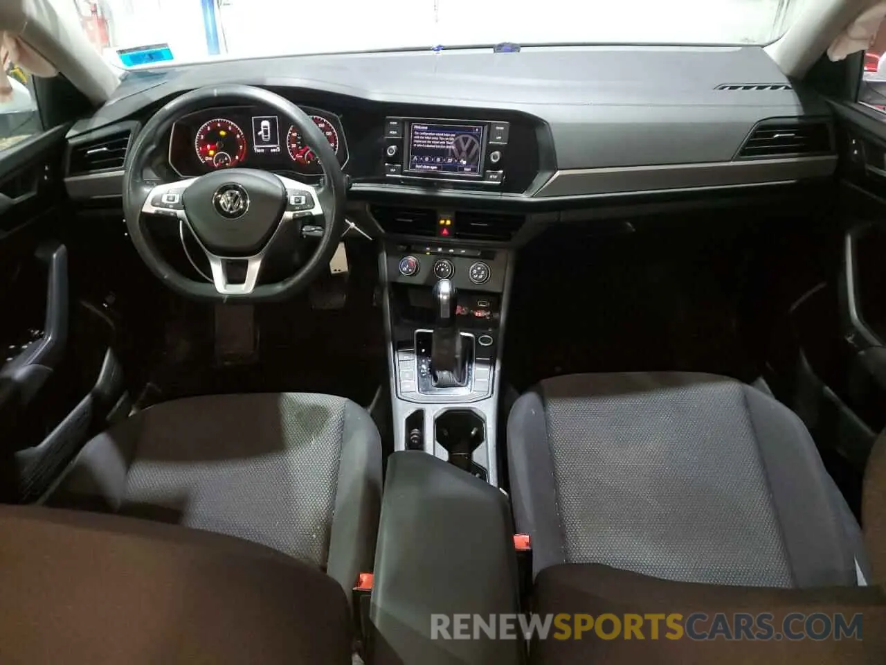 8 Photograph of a damaged car 3VWC57BU0KM273640 VOLKSWAGEN JETTA 2019