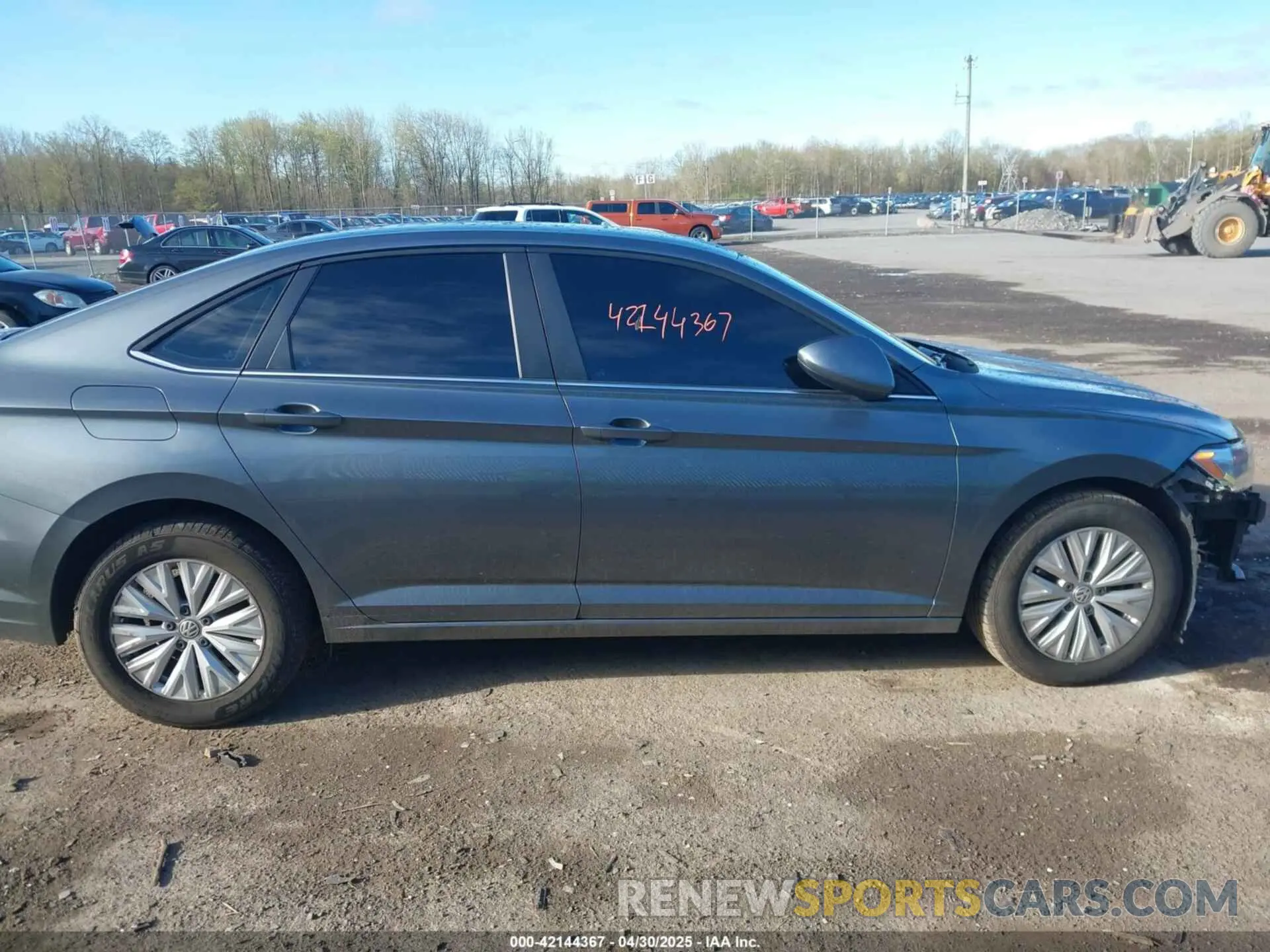 14 Photograph of a damaged car 3VWC57BU1KM053245 VOLKSWAGEN JETTA 2019