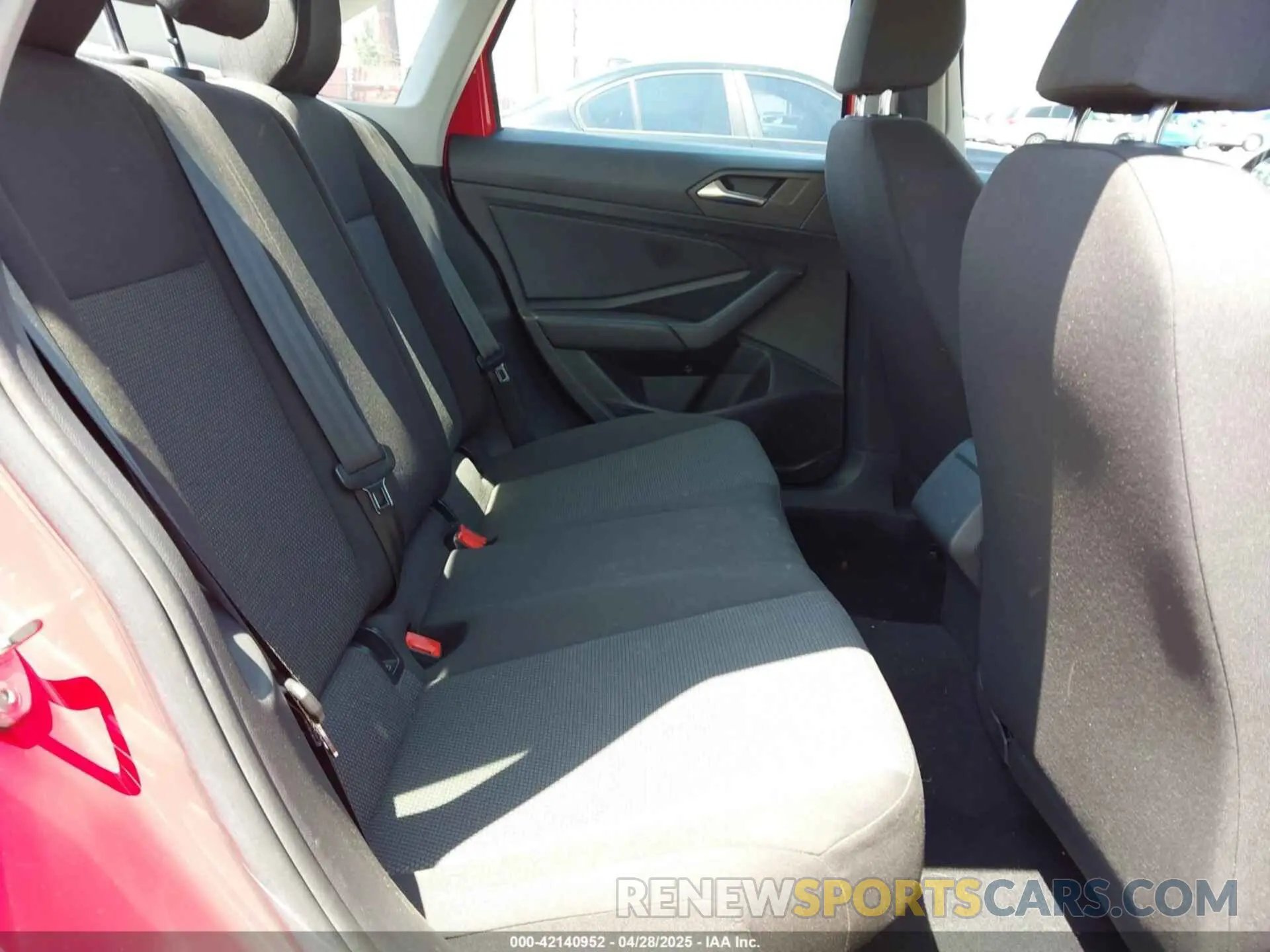 8 Photograph of a damaged car 3VWC57BU1KM055643 VOLKSWAGEN JETTA 2019
