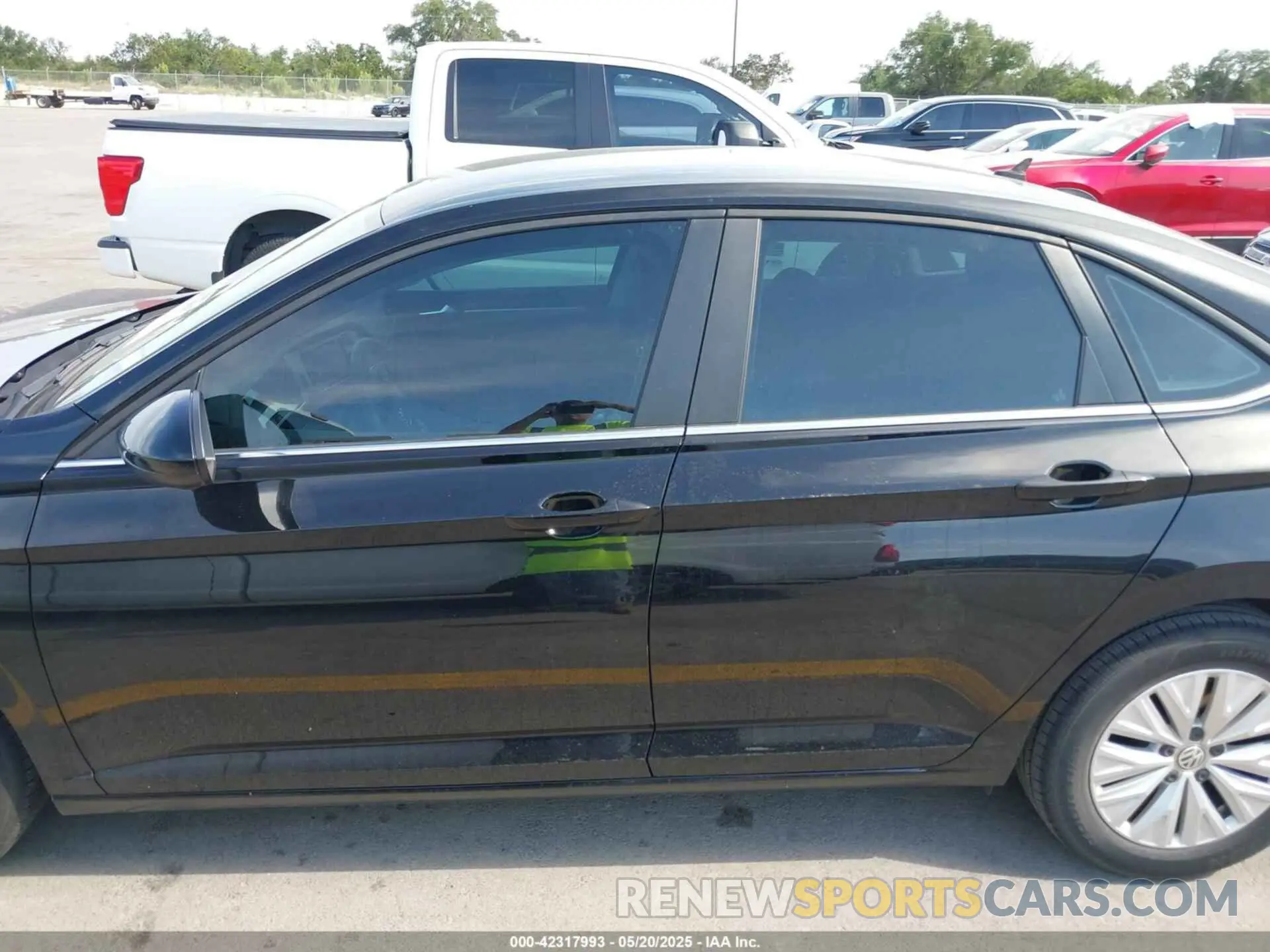 14 Photograph of a damaged car 3VWC57BU1KM056789 VOLKSWAGEN JETTA 2019