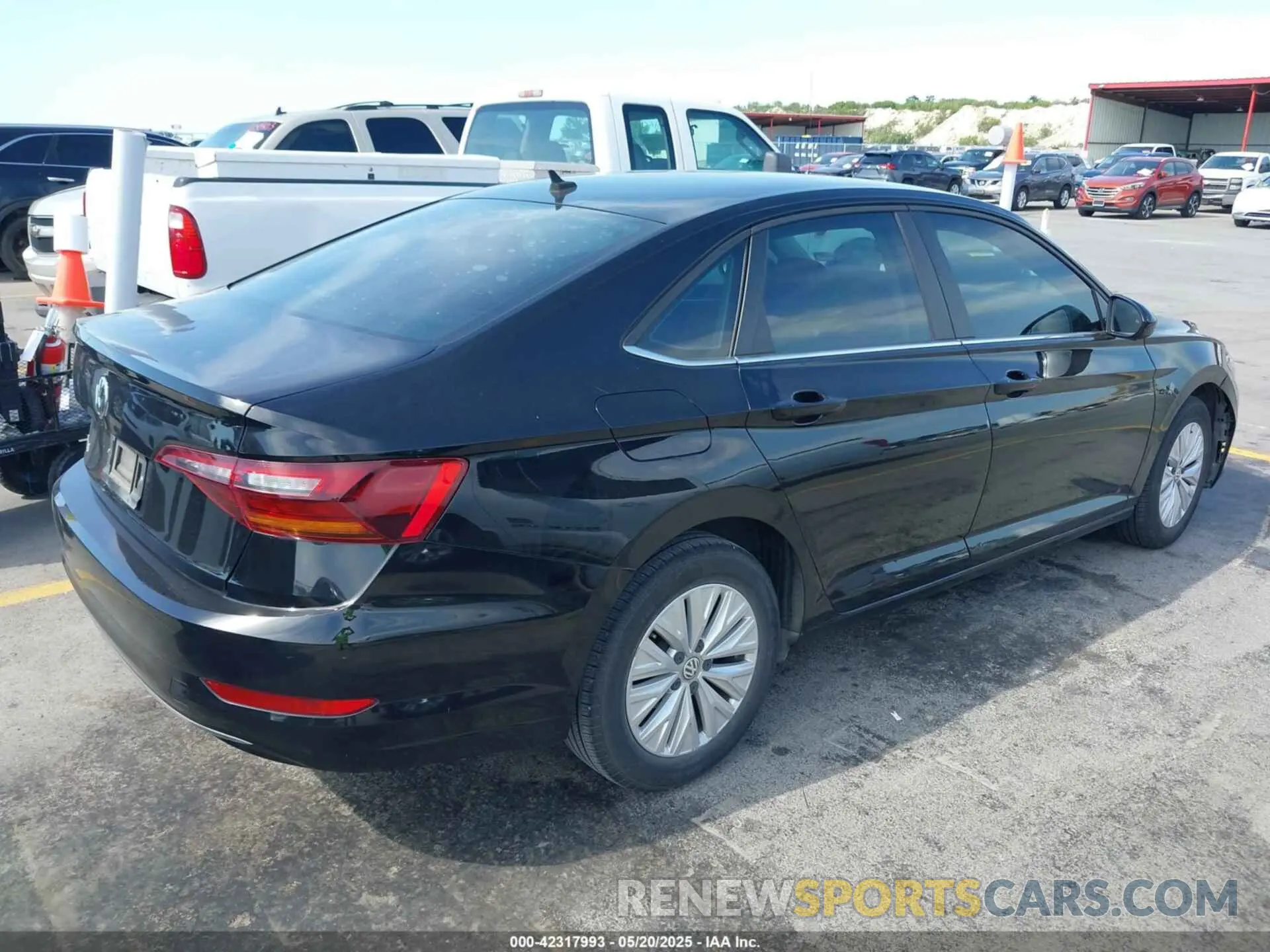 4 Photograph of a damaged car 3VWC57BU1KM056789 VOLKSWAGEN JETTA 2019