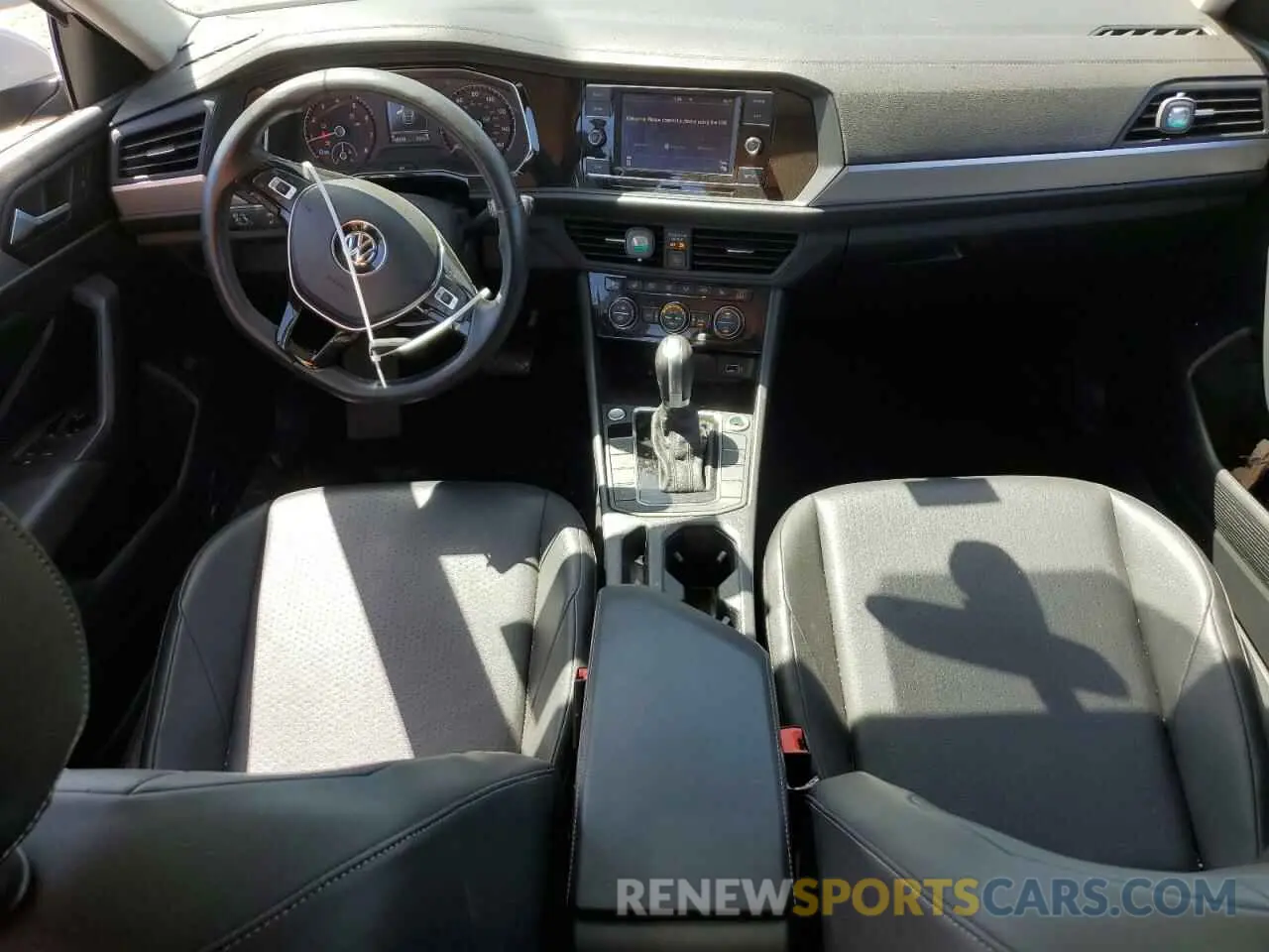 8 Photograph of a damaged car 3VWC57BU1KM063287 VOLKSWAGEN JETTA 2019