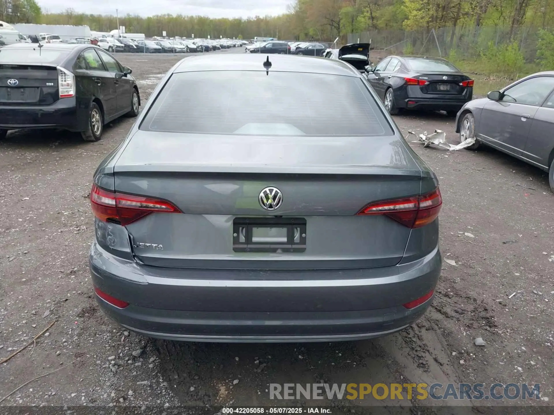 16 Photograph of a damaged car 3VWC57BU1KM067257 VOLKSWAGEN JETTA 2019