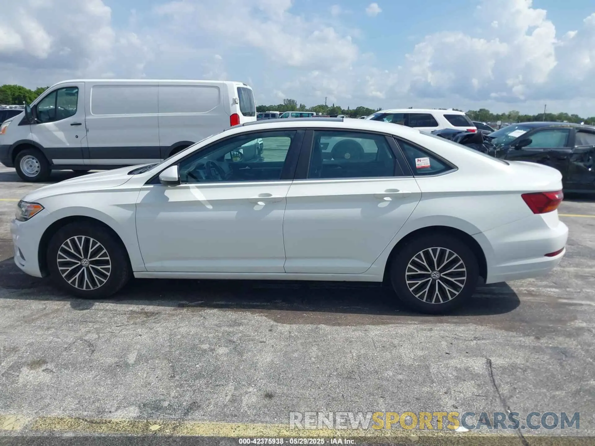 14 Photograph of a damaged car 3VWC57BU1KM072359 VOLKSWAGEN JETTA 2019