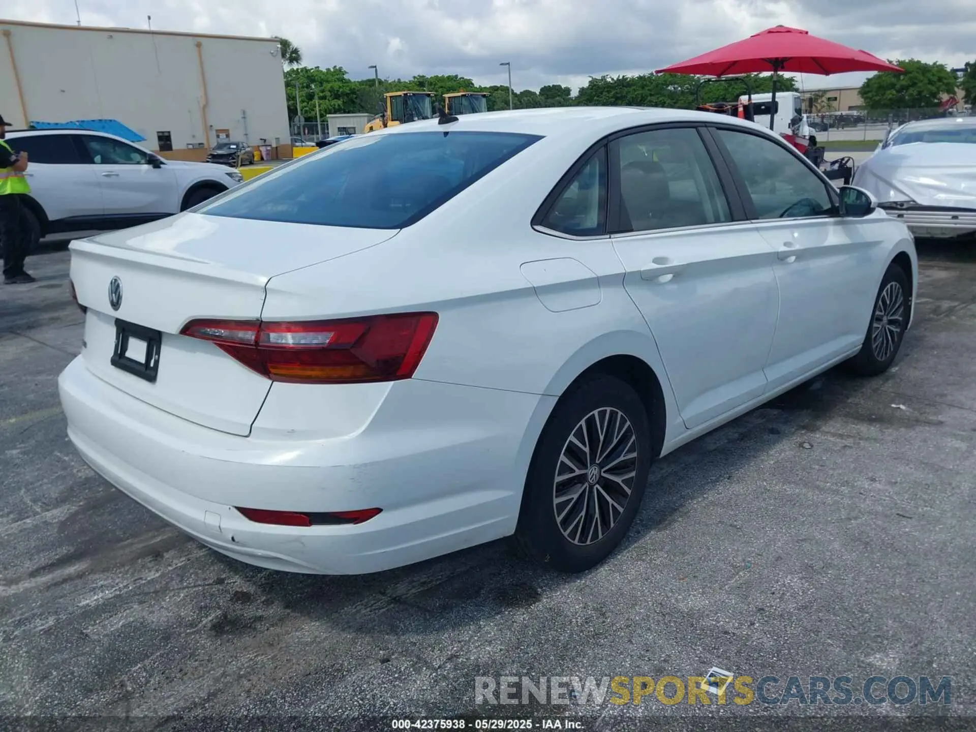 4 Photograph of a damaged car 3VWC57BU1KM072359 VOLKSWAGEN JETTA 2019
