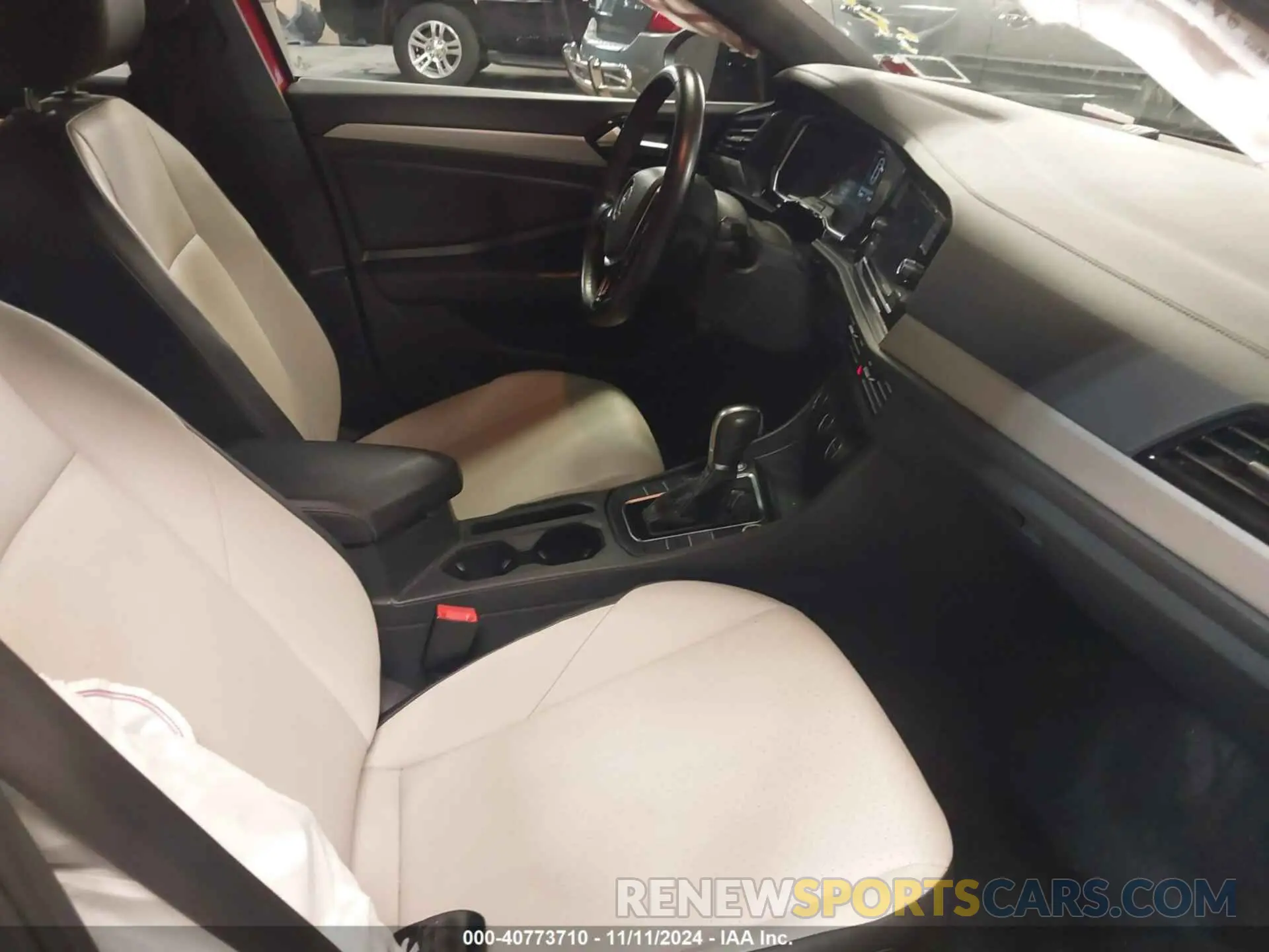 5 Photograph of a damaged car 3VWC57BU1KM097746 VOLKSWAGEN JETTA 2019