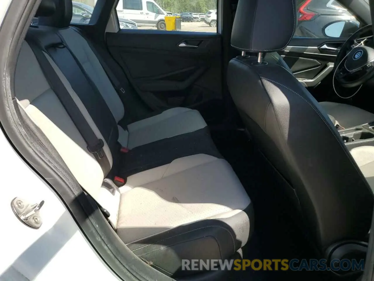 10 Photograph of a damaged car 3VWC57BU1KM115792 VOLKSWAGEN JETTA 2019