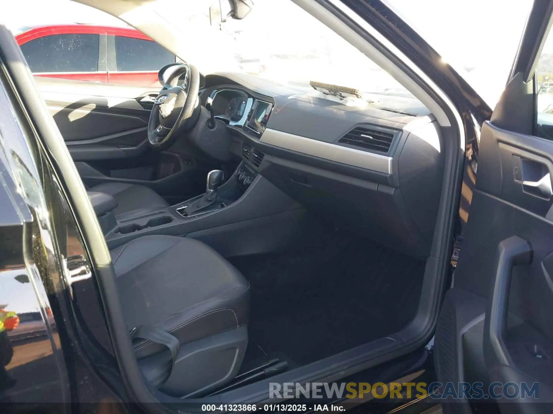 5 Photograph of a damaged car 3VWC57BU1KM122824 VOLKSWAGEN JETTA 2019