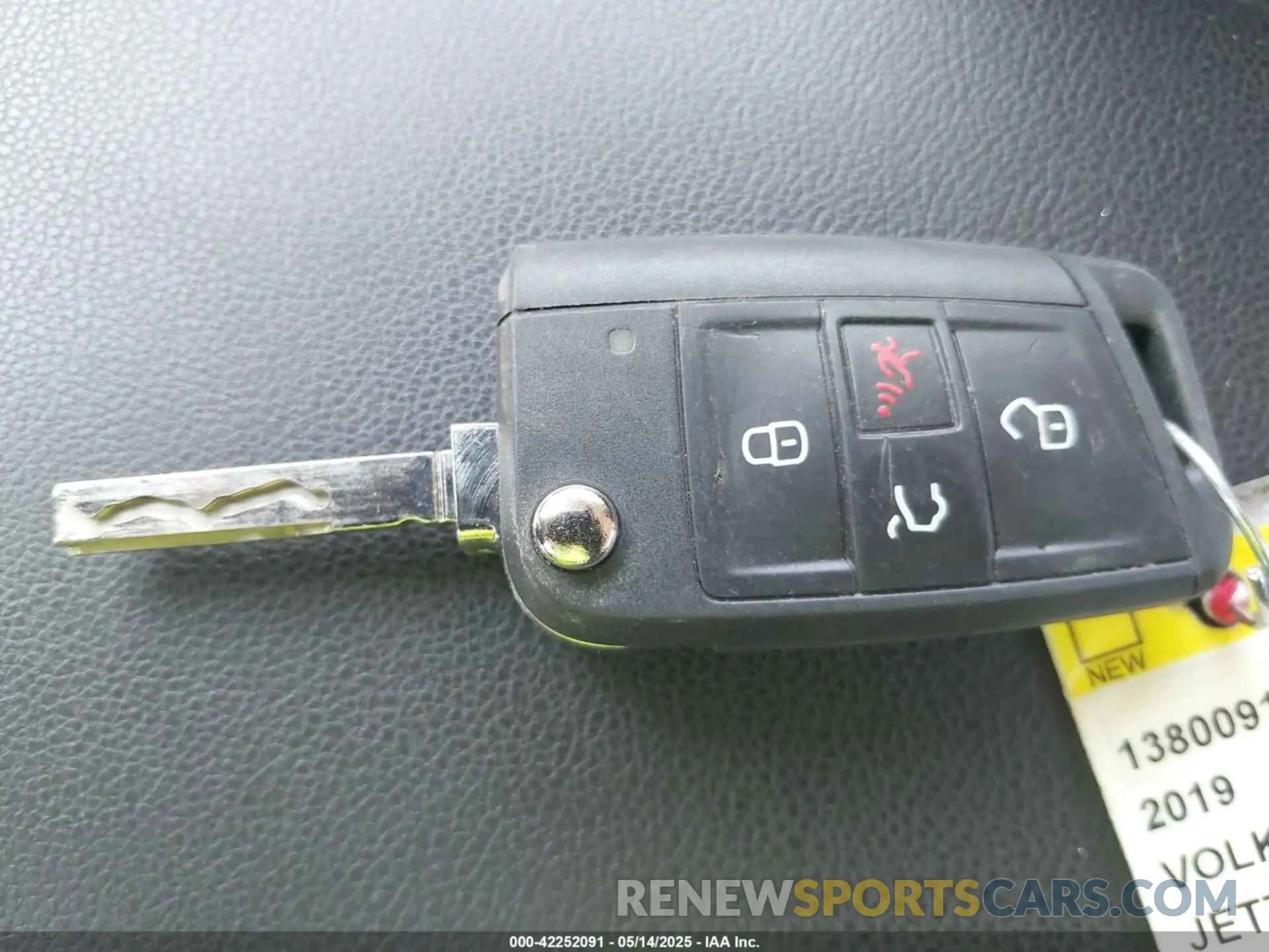 11 Photograph of a damaged car 3VWC57BU1KM139302 VOLKSWAGEN JETTA 2019