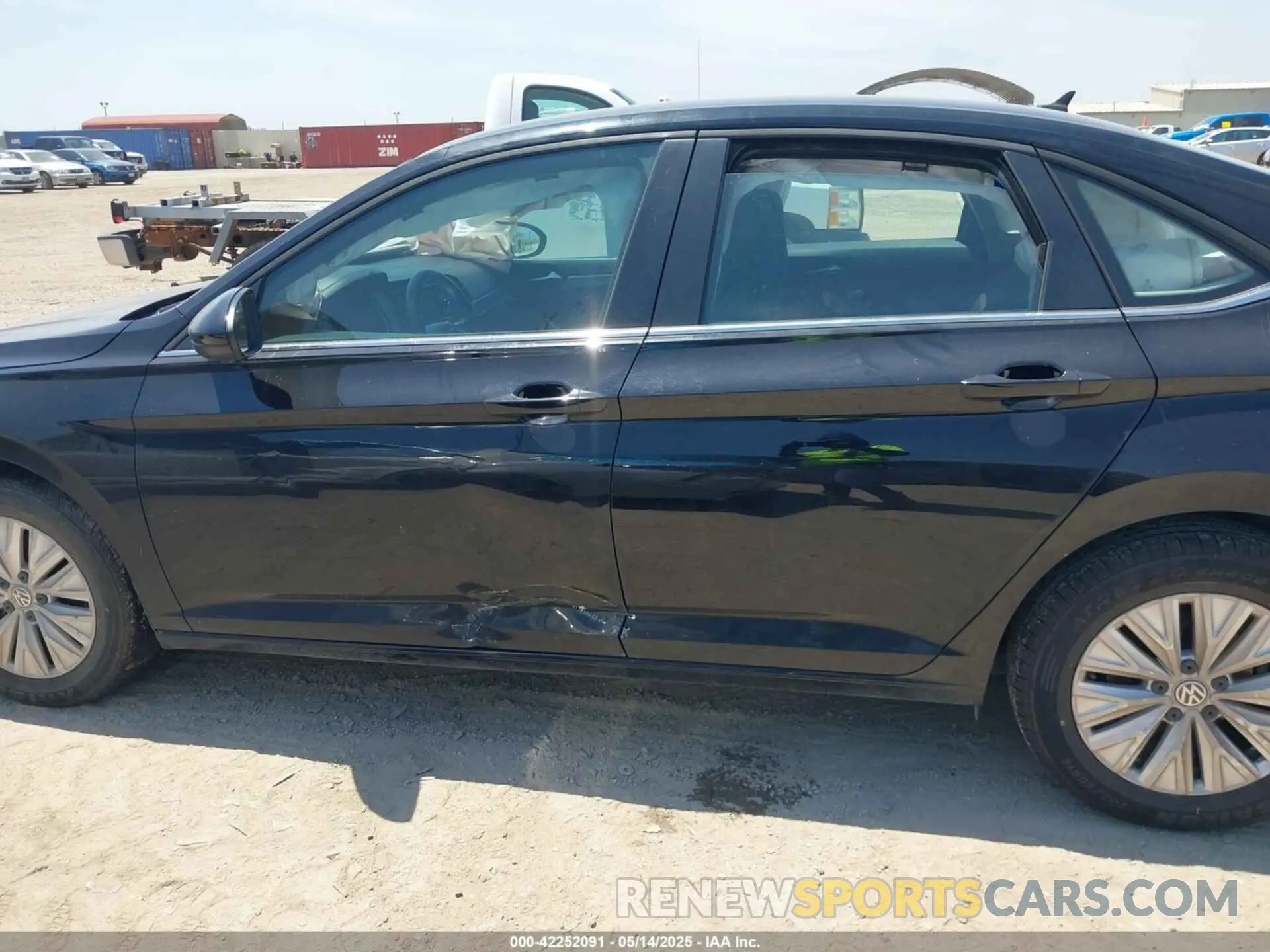 14 Photograph of a damaged car 3VWC57BU1KM139302 VOLKSWAGEN JETTA 2019