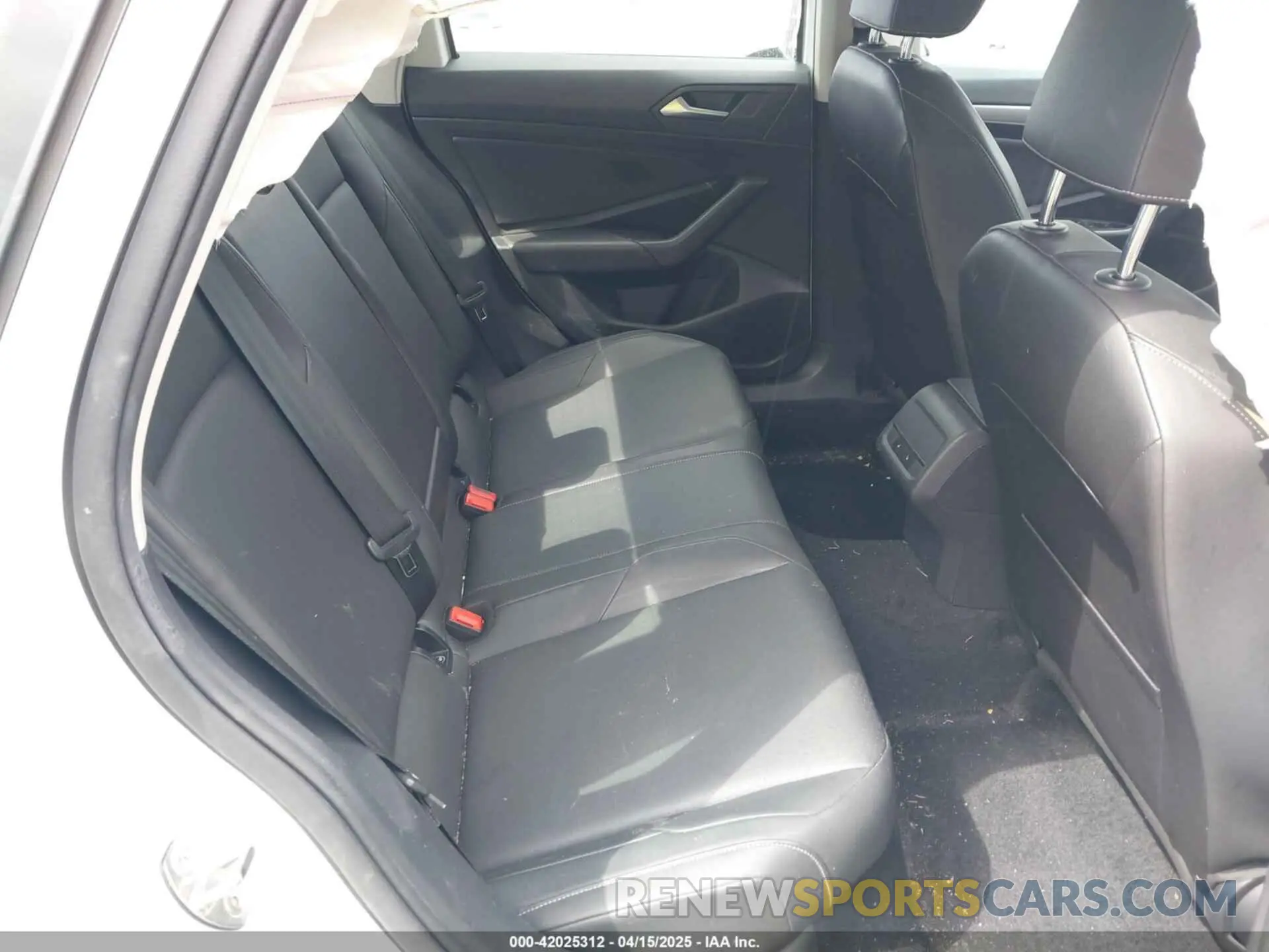 8 Photograph of a damaged car 3VWC57BU1KM152258 VOLKSWAGEN JETTA 2019
