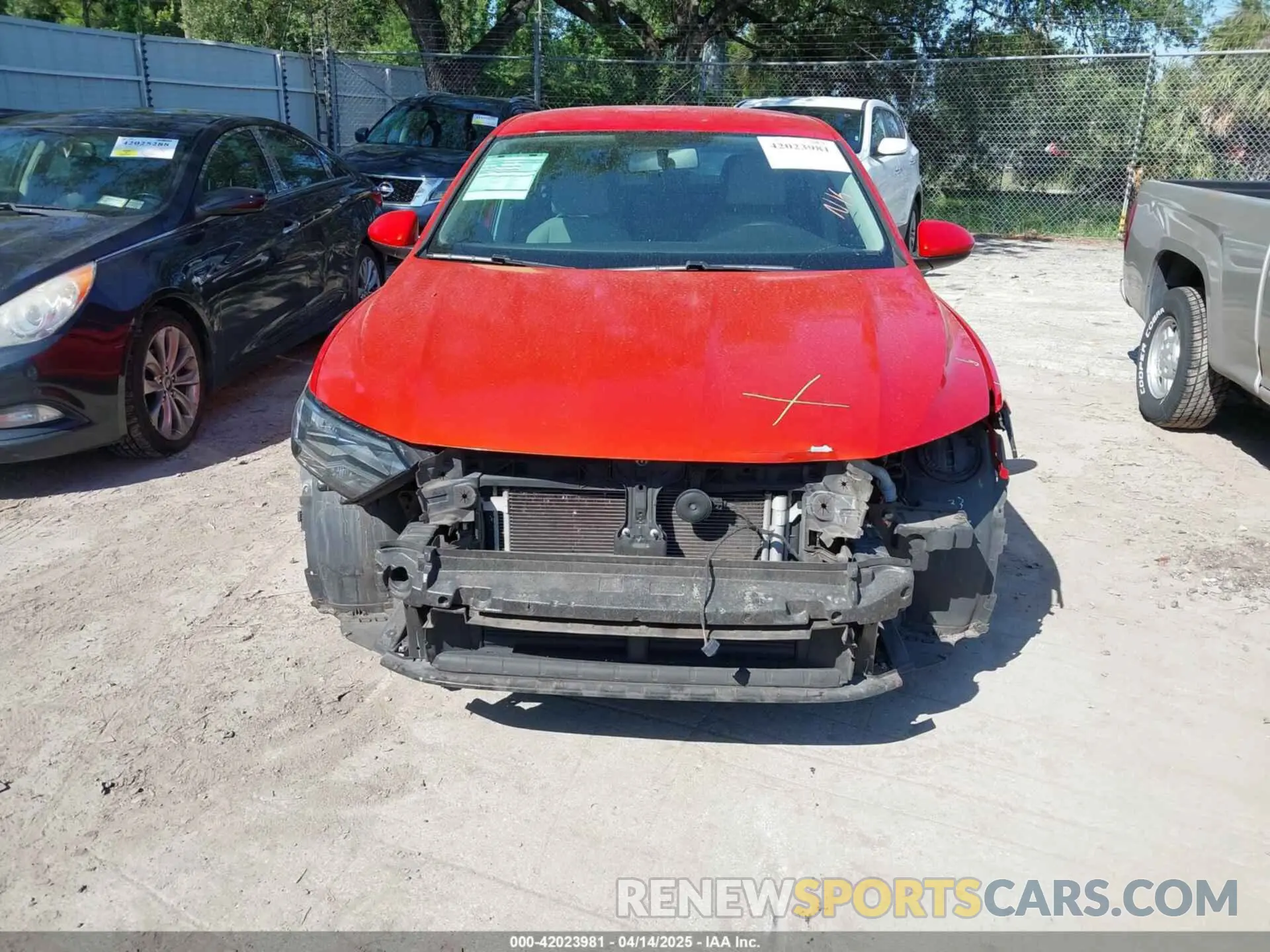 11 Photograph of a damaged car 3VWC57BU1KM152437 VOLKSWAGEN JETTA 2019