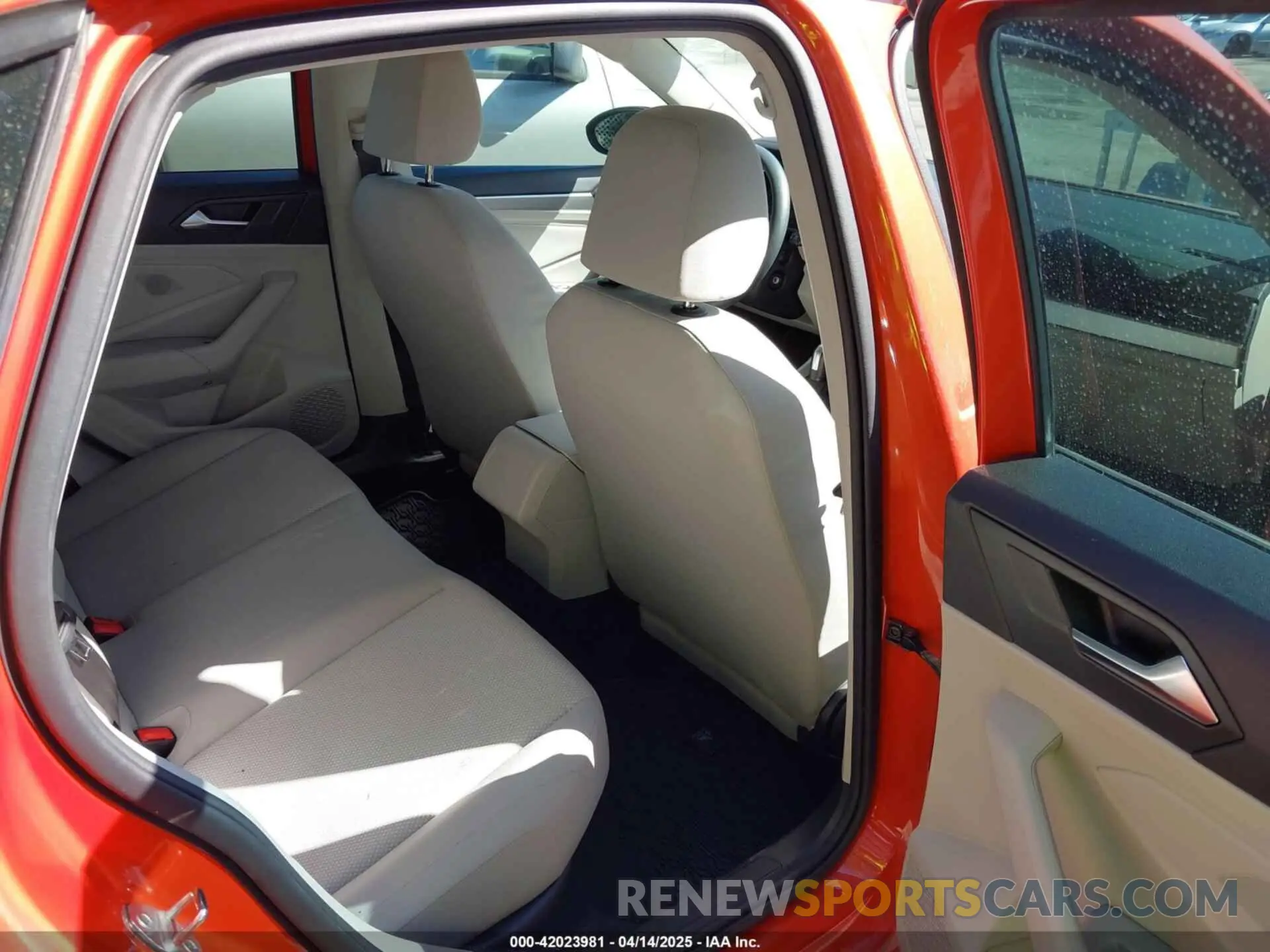 8 Photograph of a damaged car 3VWC57BU1KM152437 VOLKSWAGEN JETTA 2019