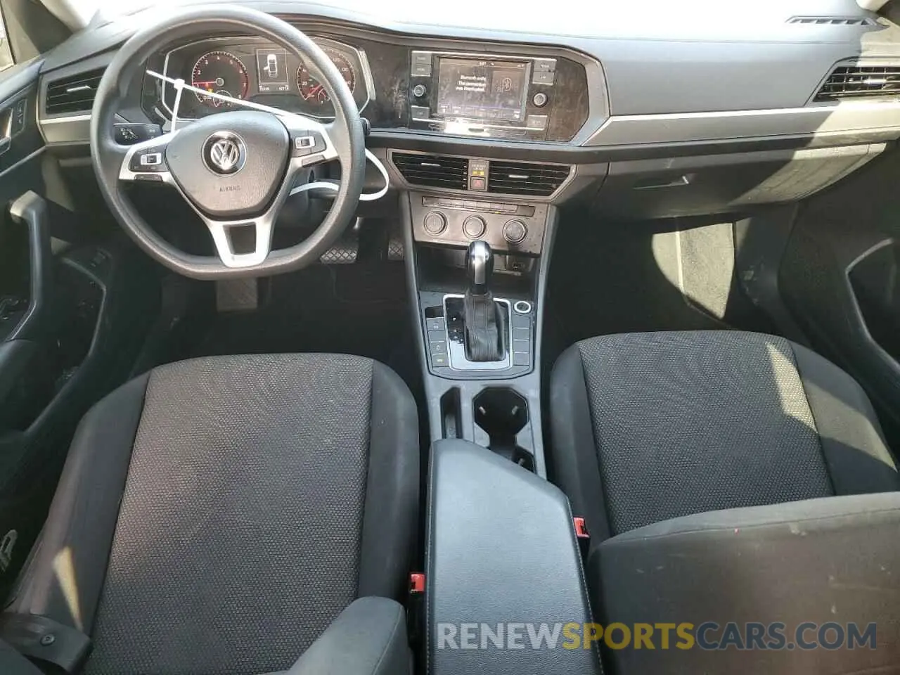 8 Photograph of a damaged car 3VWC57BU1KM198978 VOLKSWAGEN JETTA 2019