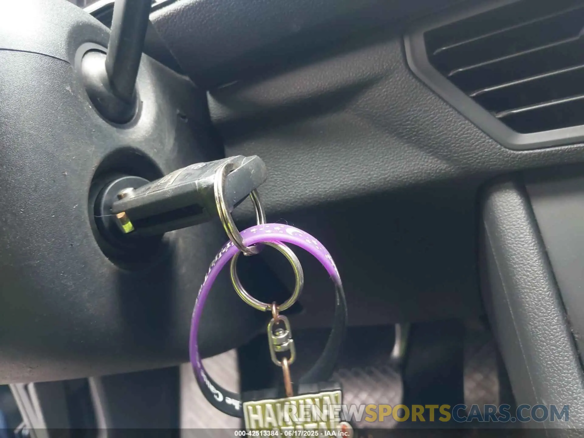 11 Photograph of a damaged car 3VWC57BU1KM211115 VOLKSWAGEN JETTA 2019