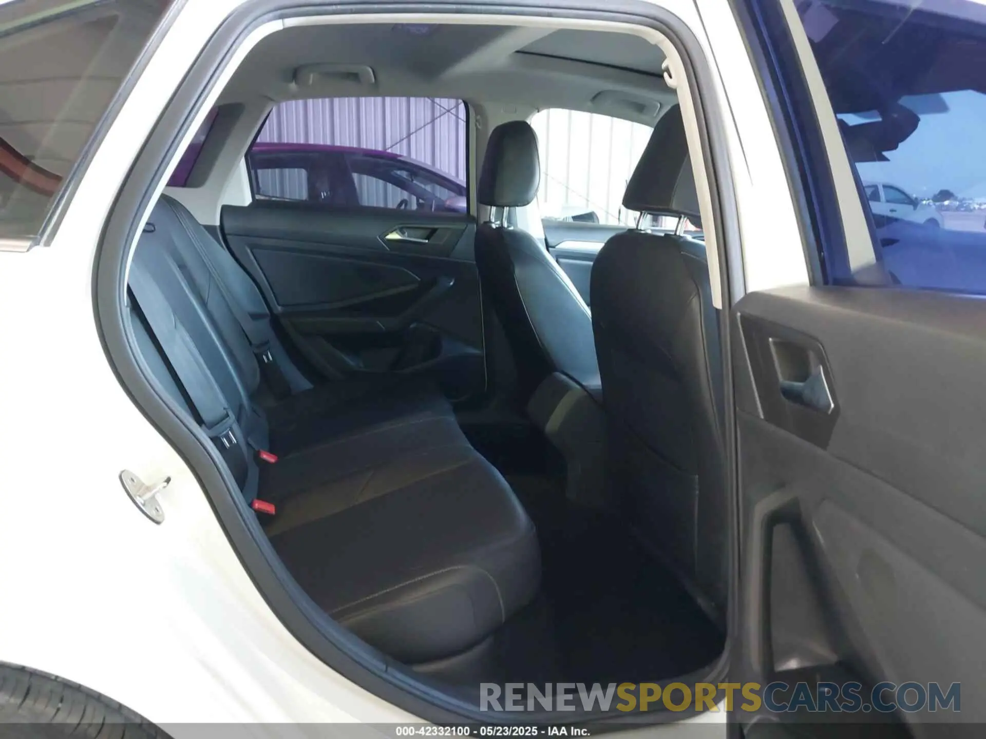 8 Photograph of a damaged car 3VWC57BU1KM249749 VOLKSWAGEN JETTA 2019