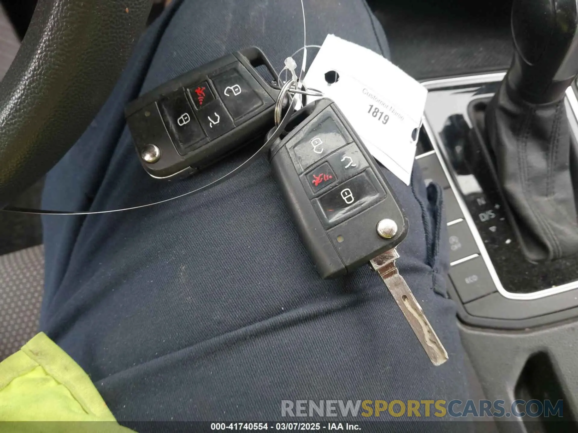 11 Photograph of a damaged car 3VWC57BU2KM029746 VOLKSWAGEN JETTA 2019