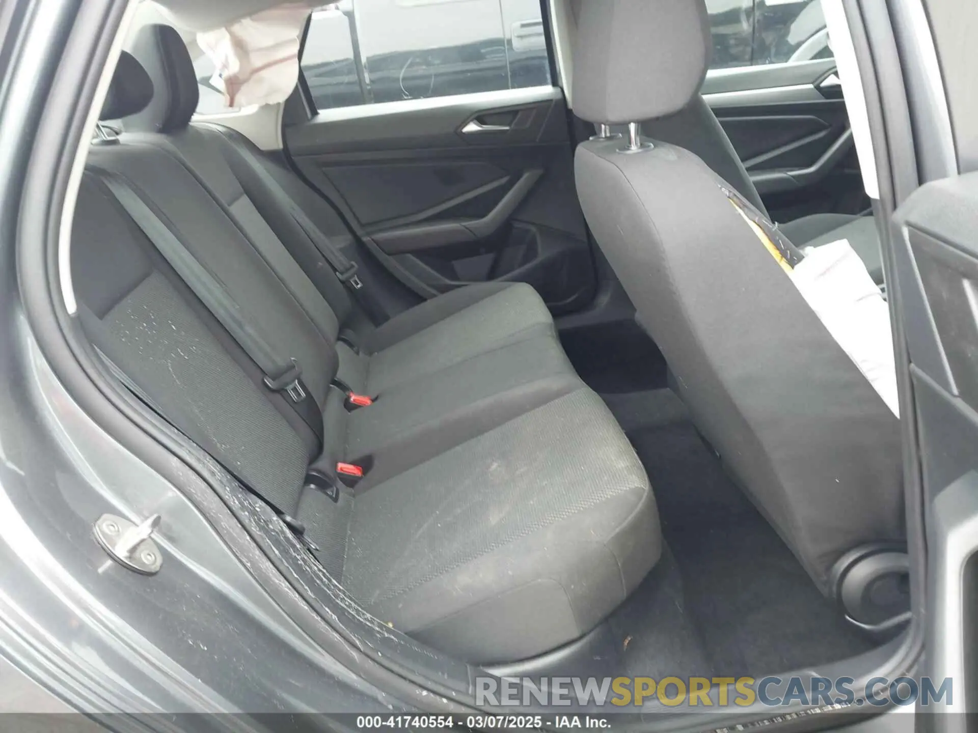 8 Photograph of a damaged car 3VWC57BU2KM029746 VOLKSWAGEN JETTA 2019