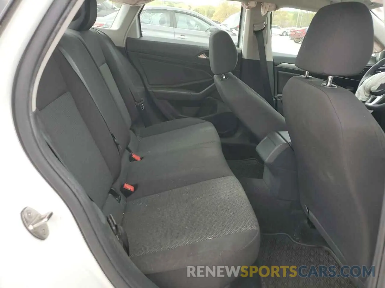 11 Photograph of a damaged car 3VWC57BU2KM045851 VOLKSWAGEN JETTA 2019