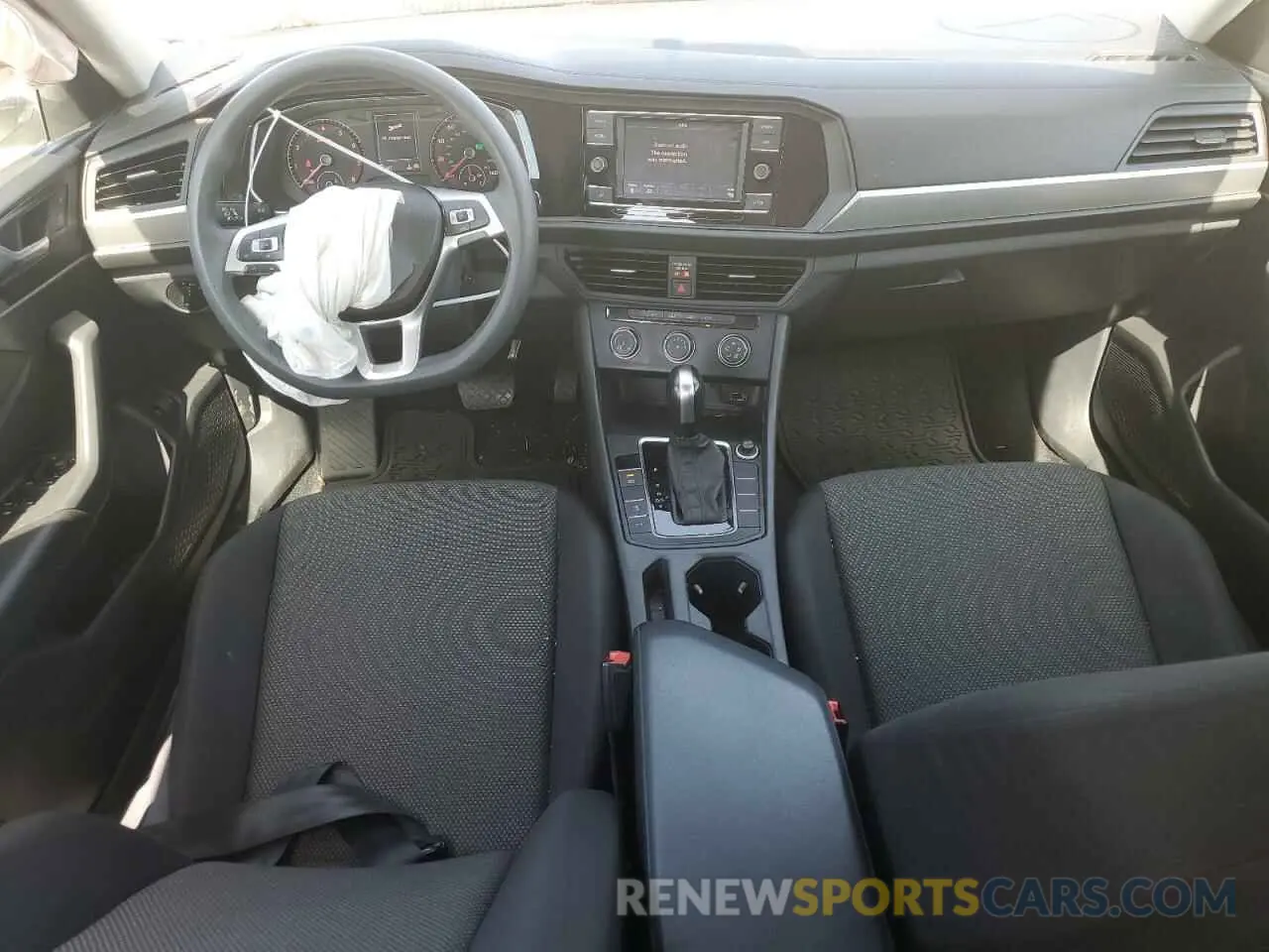8 Photograph of a damaged car 3VWC57BU2KM045851 VOLKSWAGEN JETTA 2019