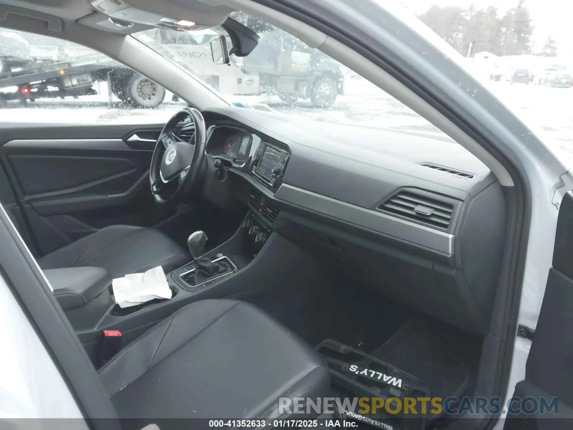 5 Photograph of a damaged car 3VWC57BU2KM063265 VOLKSWAGEN JETTA 2019