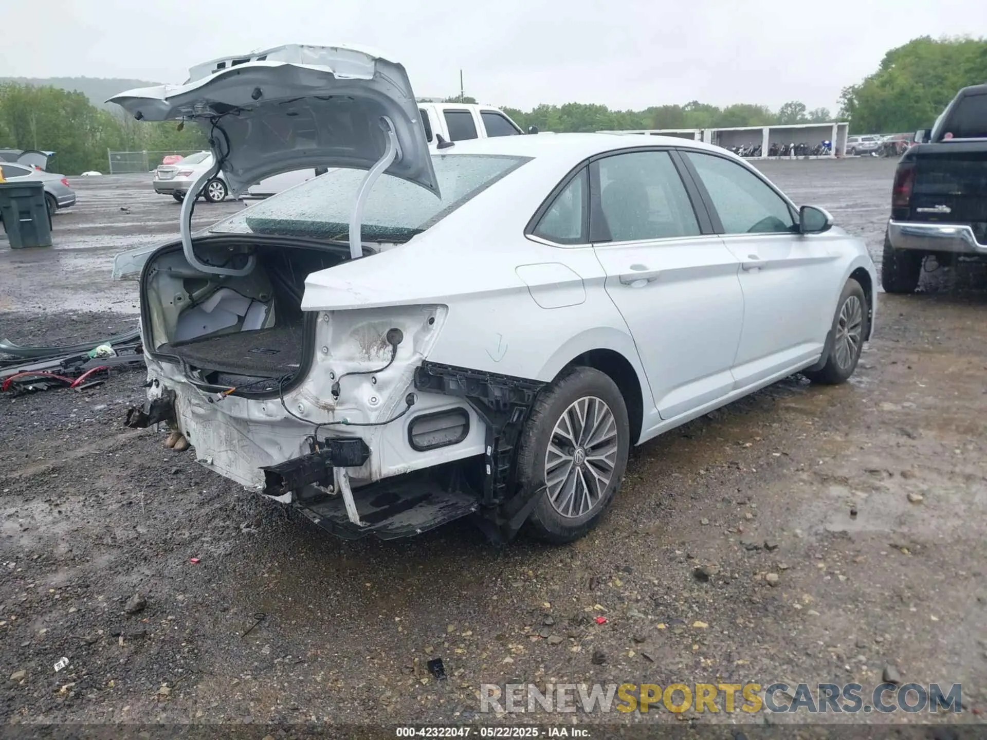 4 Photograph of a damaged car 3VWC57BU2KM104431 VOLKSWAGEN JETTA 2019