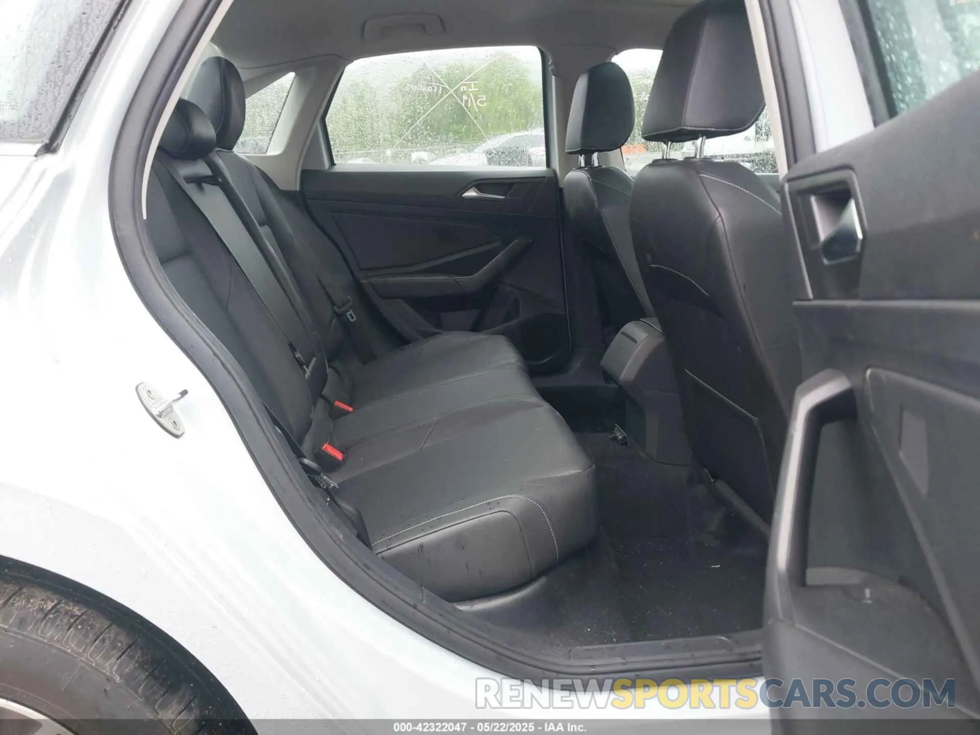 8 Photograph of a damaged car 3VWC57BU2KM104431 VOLKSWAGEN JETTA 2019