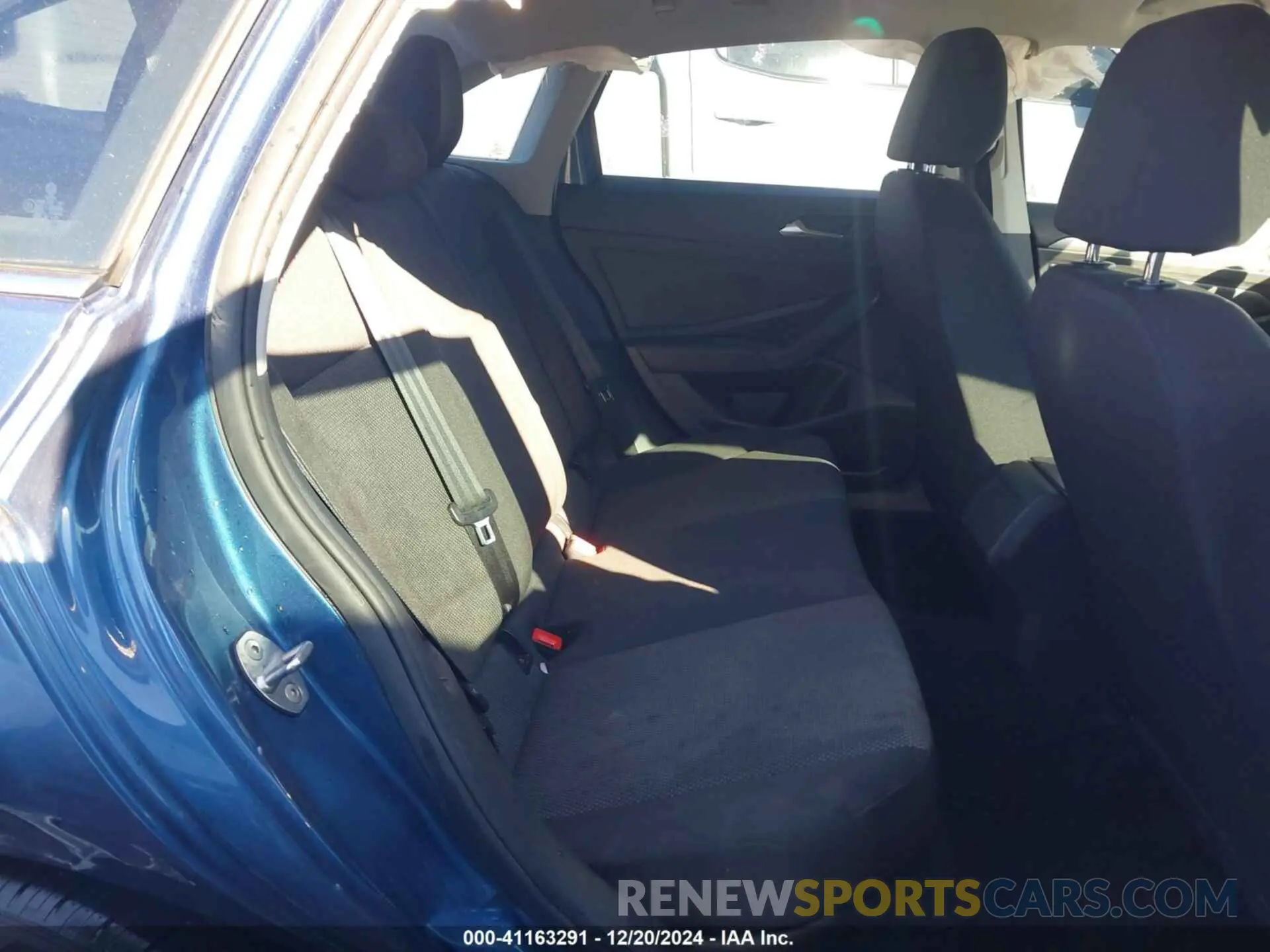 8 Photograph of a damaged car 3VWC57BU2KM105188 VOLKSWAGEN JETTA 2019