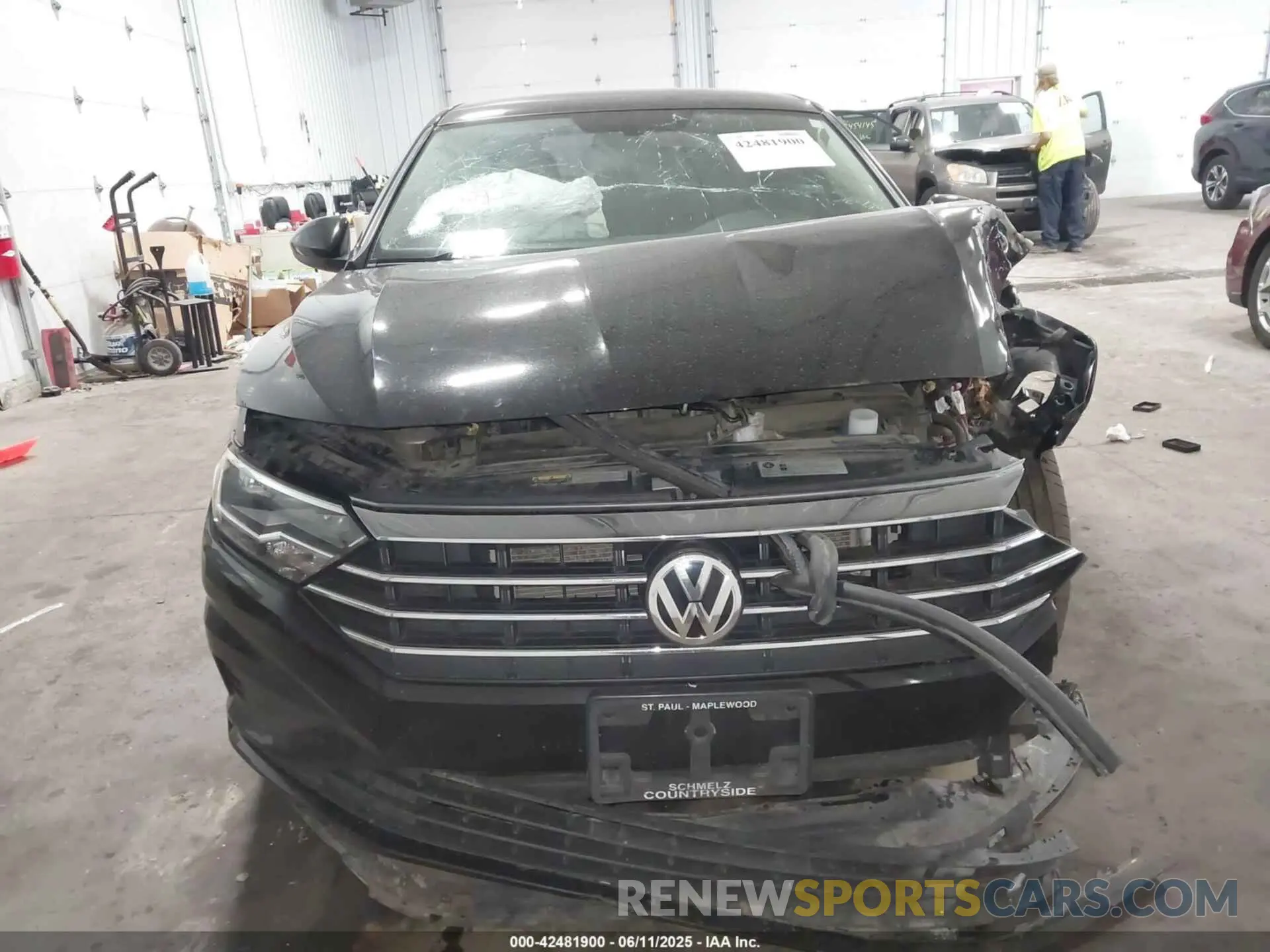 12 Photograph of a damaged car 3VWC57BU2KM124050 VOLKSWAGEN JETTA 2019