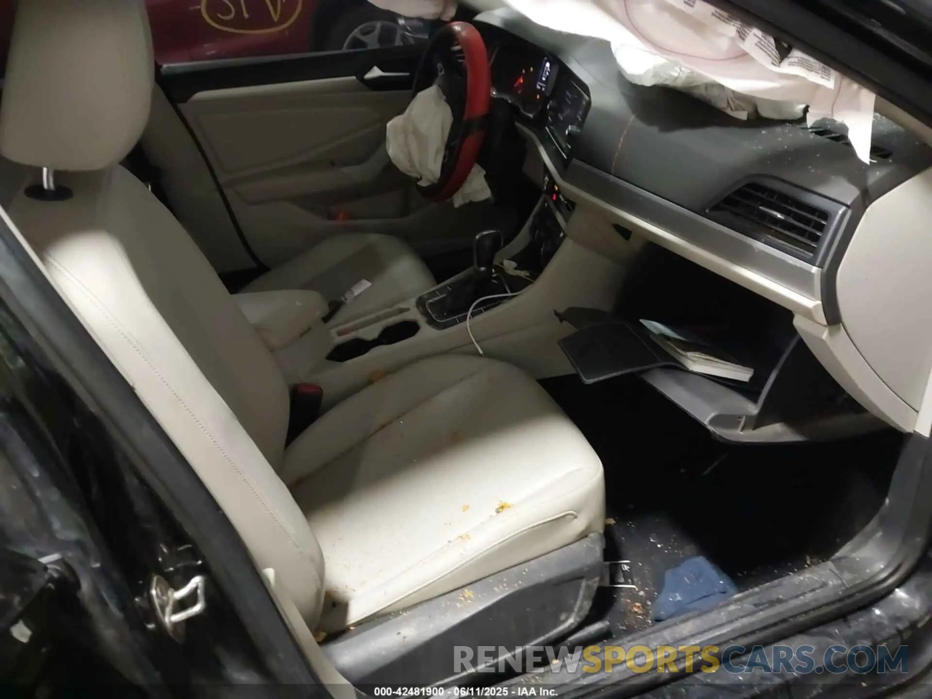 5 Photograph of a damaged car 3VWC57BU2KM124050 VOLKSWAGEN JETTA 2019